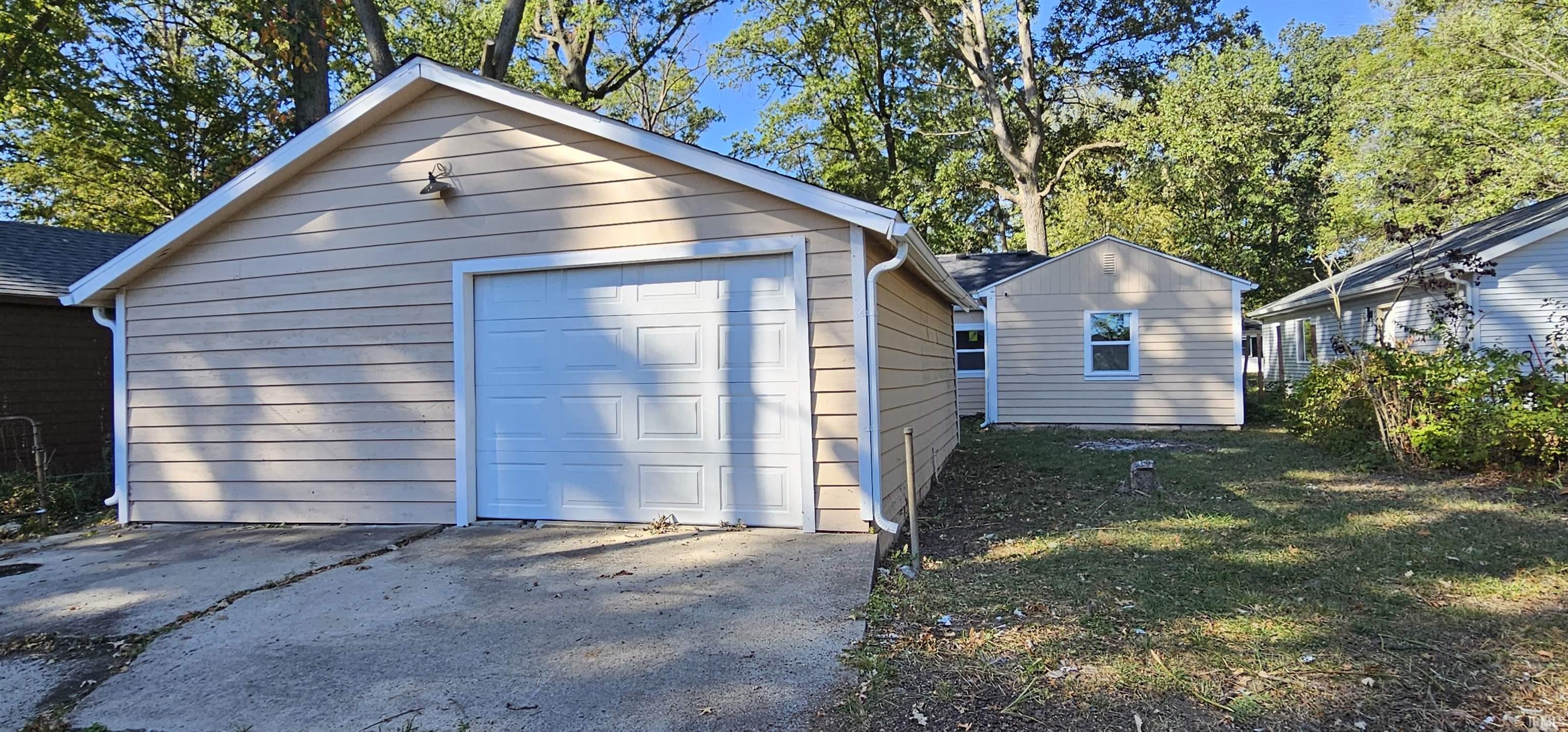 Photo 29 of 4423 Bowser Avenue