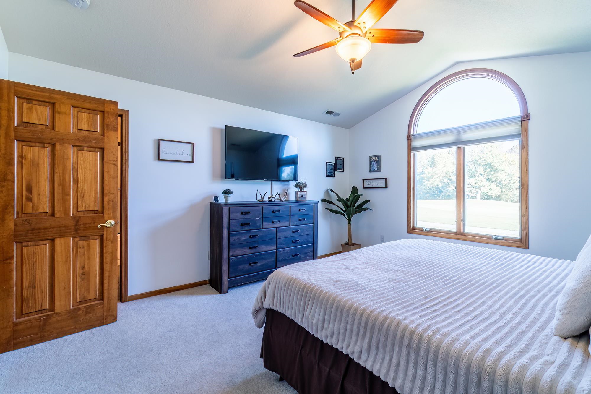 Photo 22 of 89 S Eagle Glen Trail