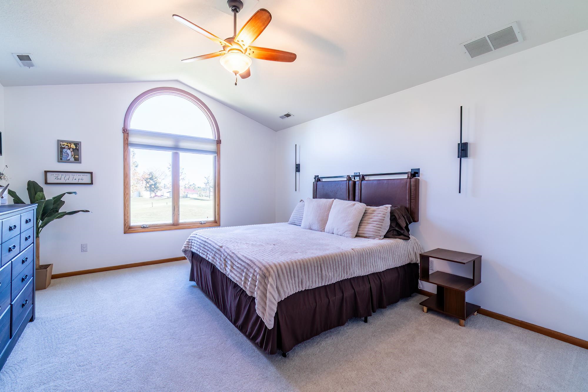 Photo 30 of 89 S Eagle Glen Trail