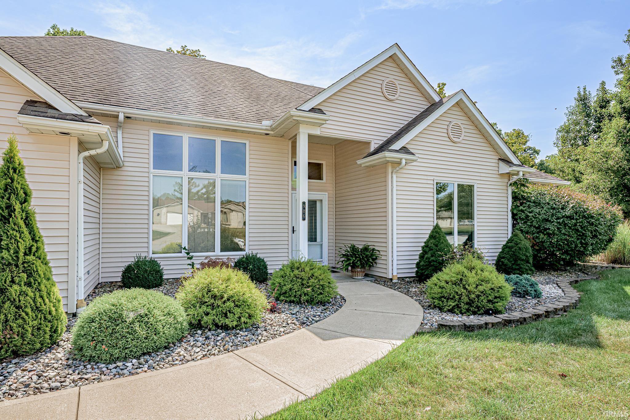 986 W Ryan Road