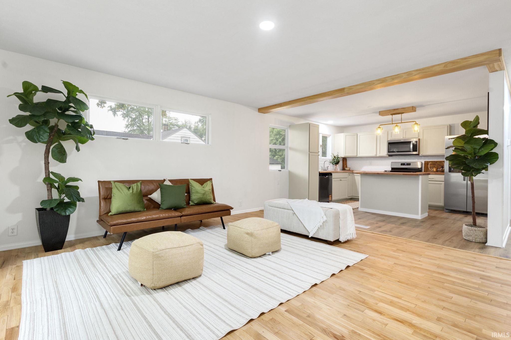 Homes for sale in Mishawaka, IN | 507 N Oakland Ave, Mishawaka, IN 46544 | MLS# 202541316