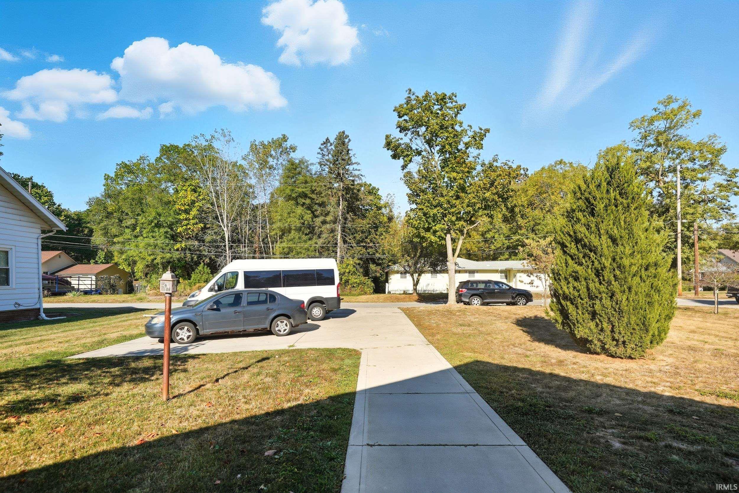 Photo 11 of 3180 Oswego Avenue