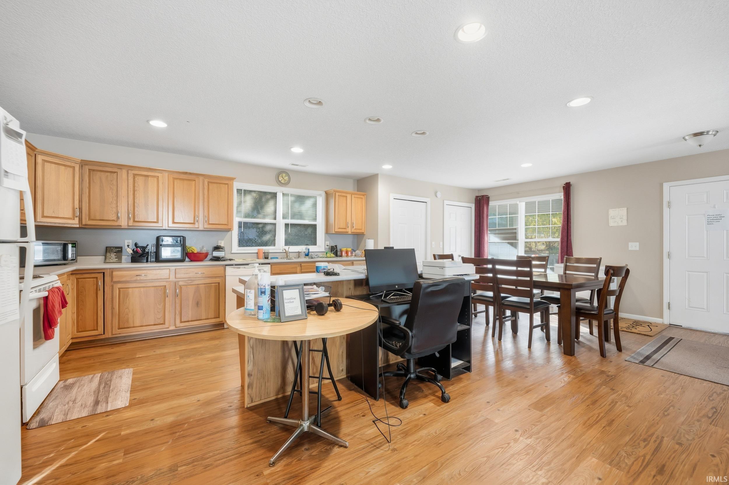 Photo 20 of 3180 Oswego Avenue