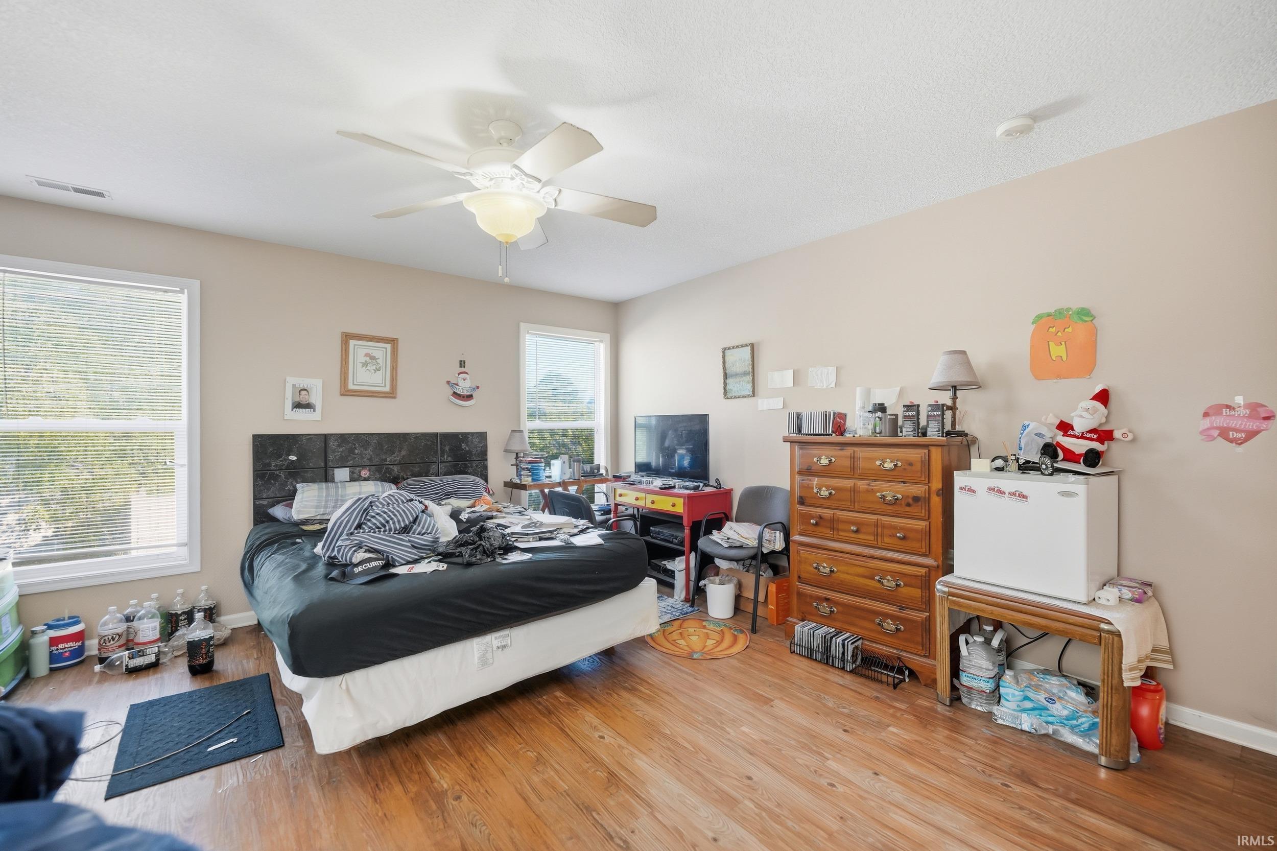 Photo 26 of 3180 Oswego Avenue