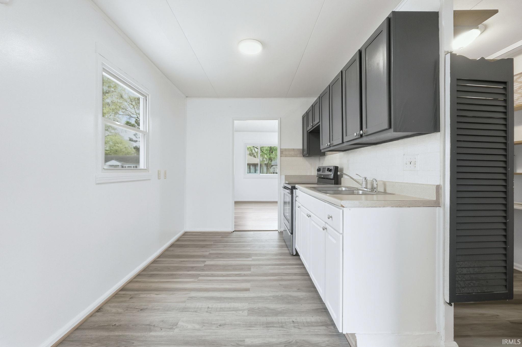 Photo 11 of 1612 Elmrow Drive