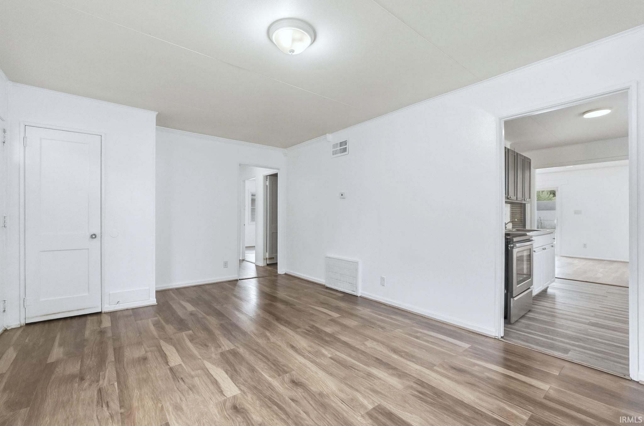 Photo 4 of 1612 Elmrow Drive