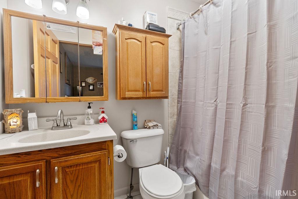 Photo 12 of 3616 Oak Ridge Drive