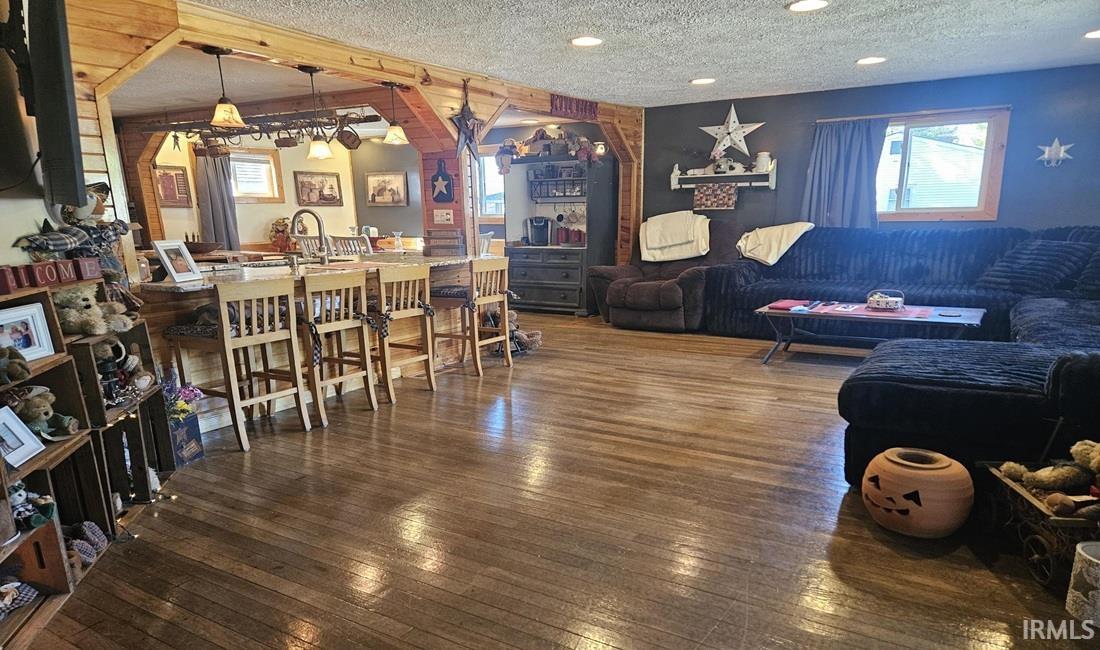 Homes for sale in Frankfort, IN | 1300 Myrtle Ave, Frankfort, IN 46041 | MLS# 202541461