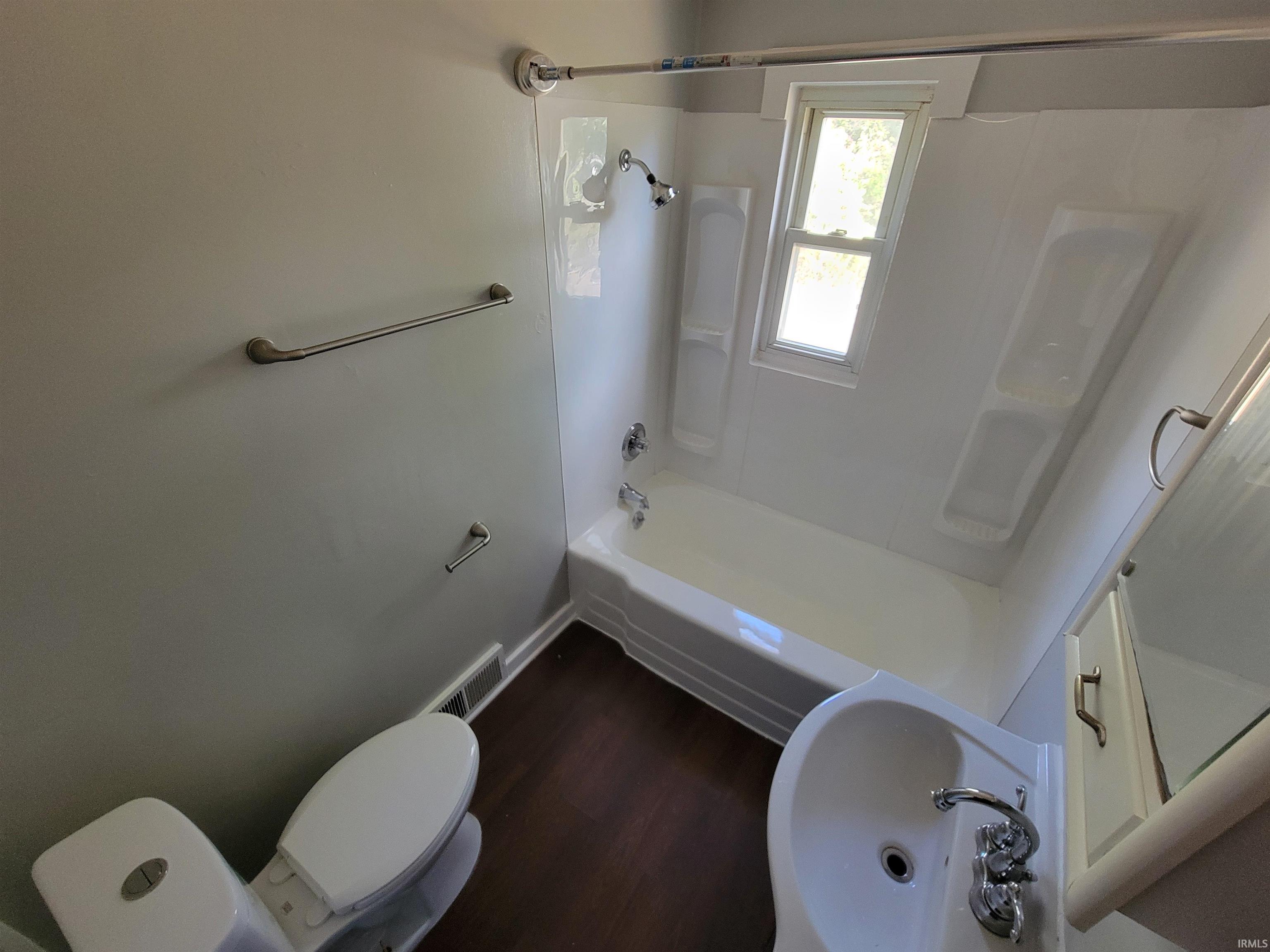 Photo 13 of 5137 Tyrone Road