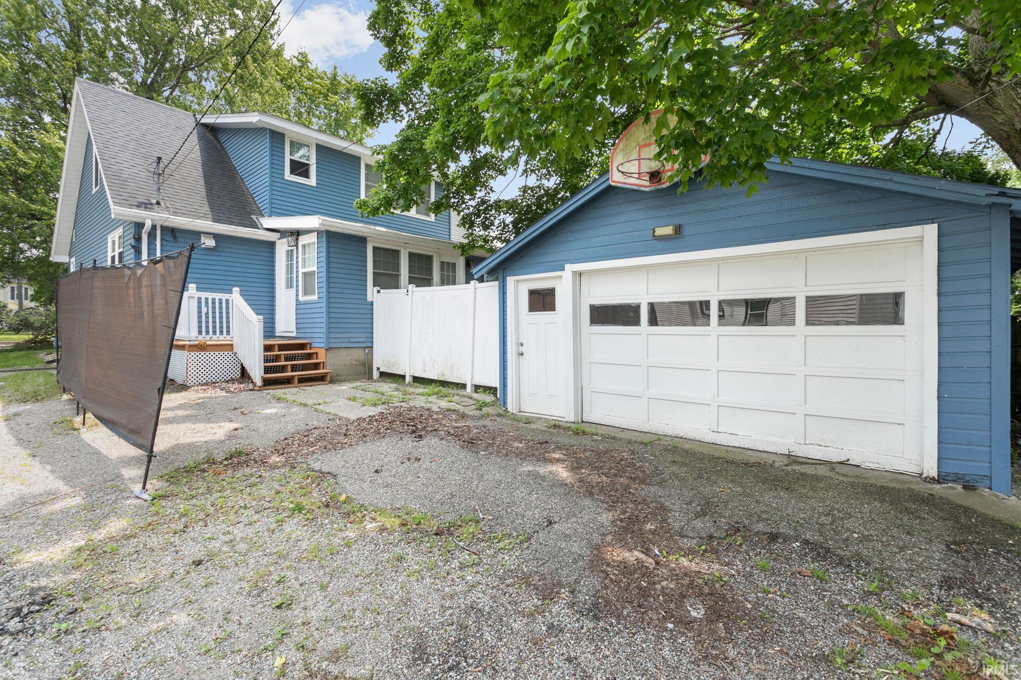 Photo 1 of 1415 S Main Street