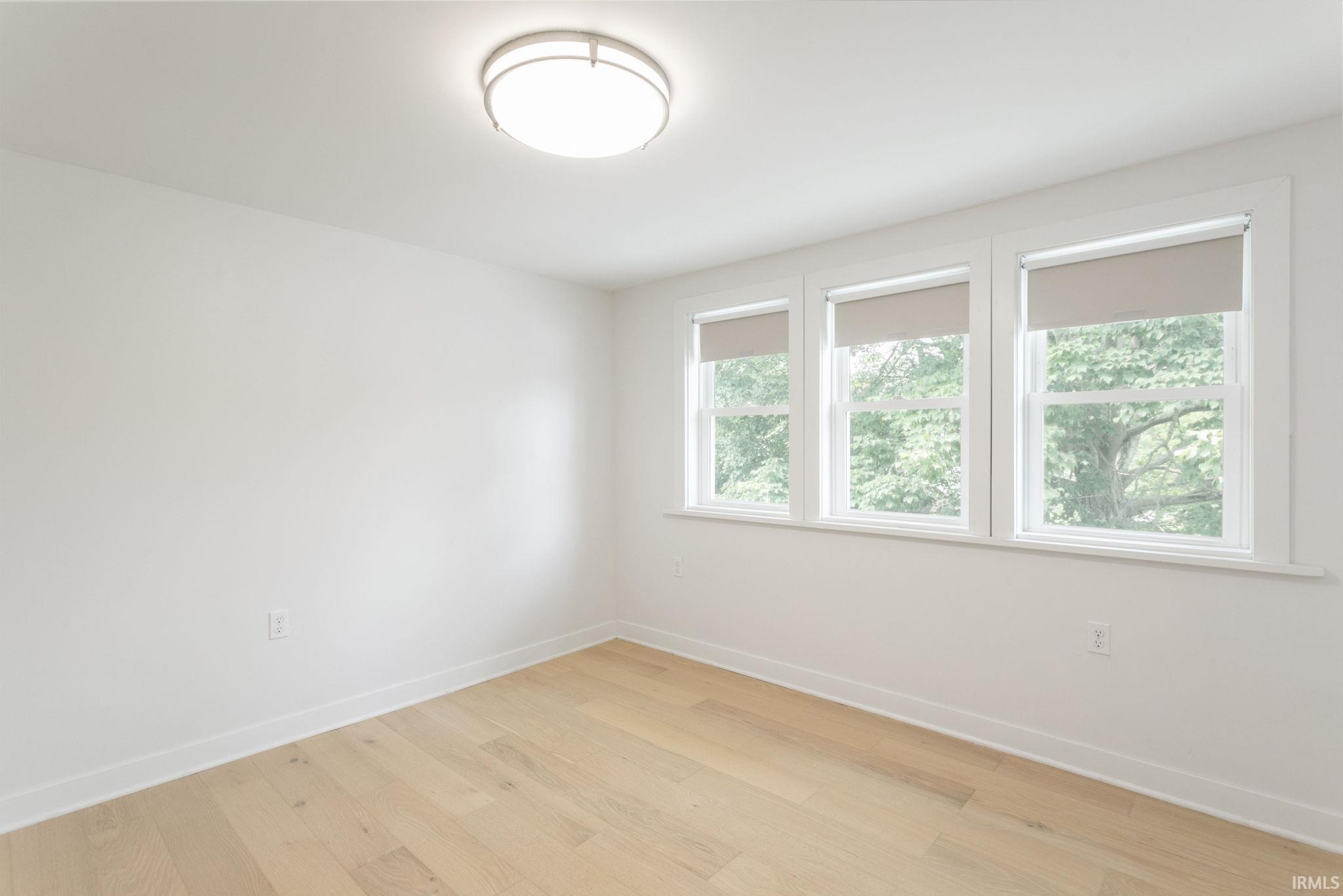 Photo 14 of 1415 S Main Street