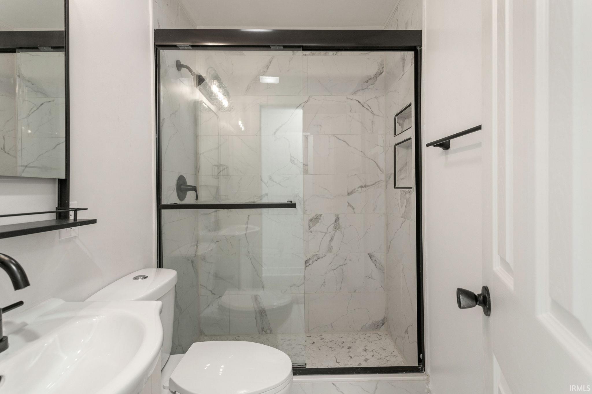 Photo 6 of 1415 S Main Street