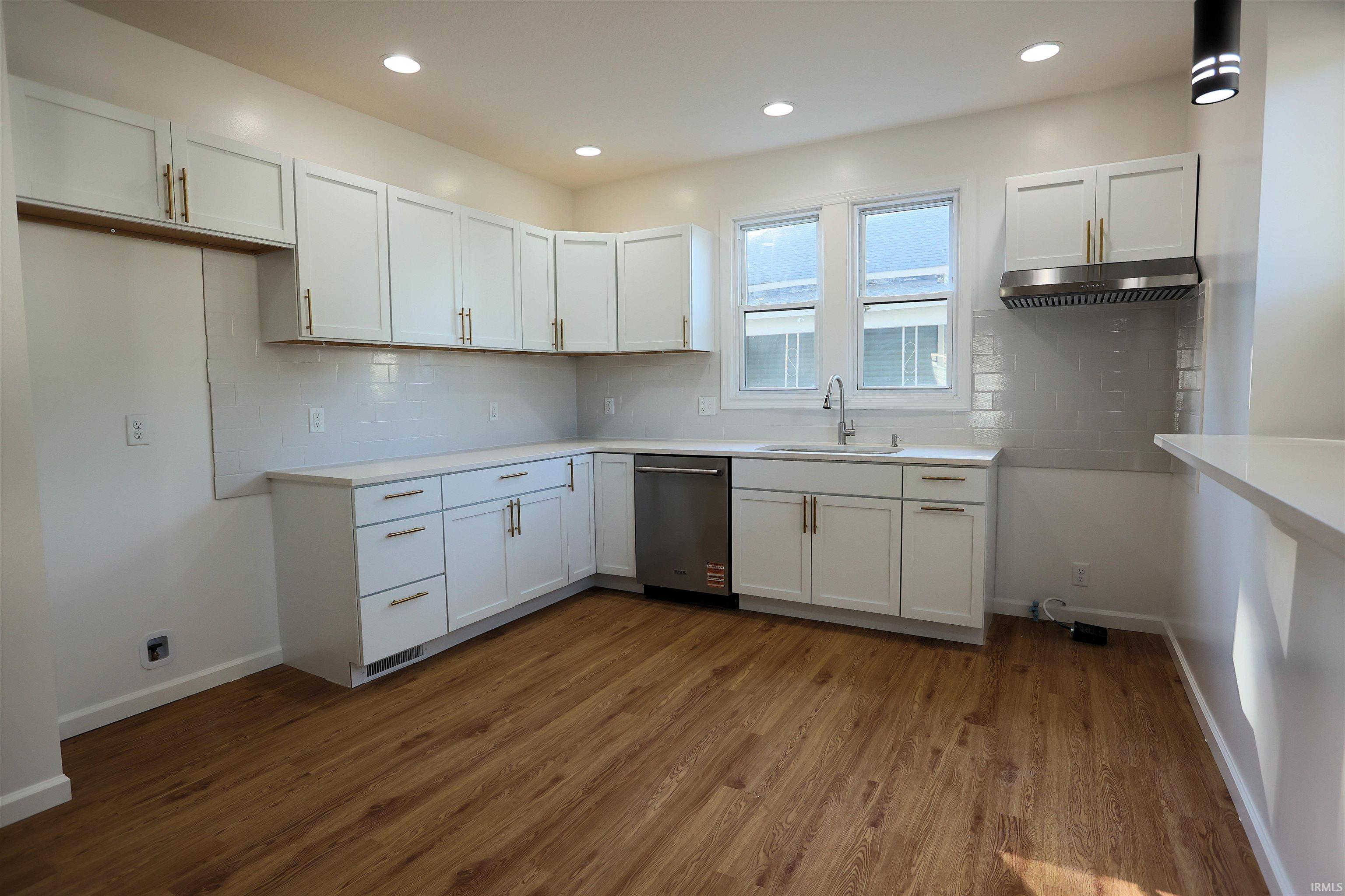 Photo 10 of 2102 Webster Street