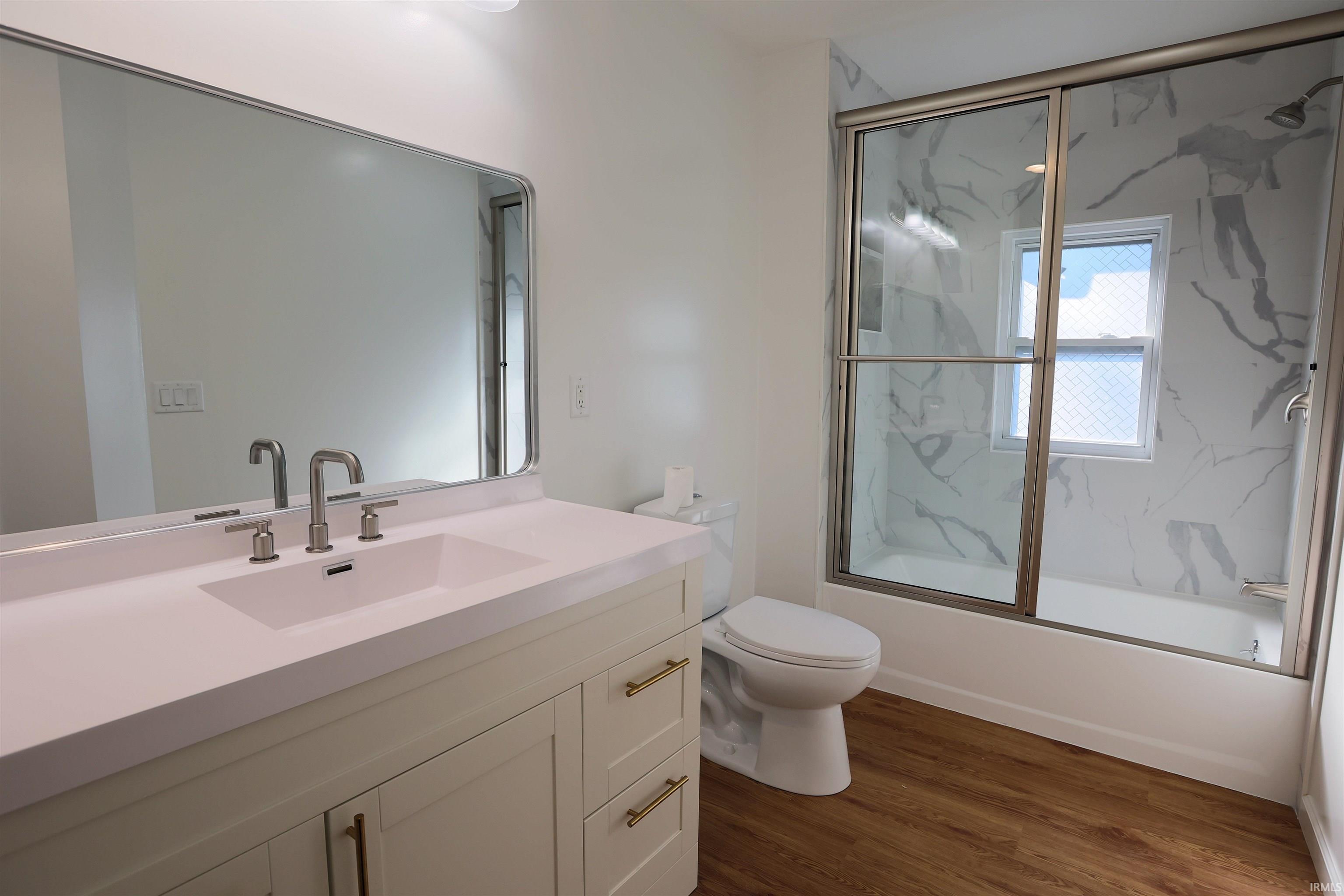 Photo 21 of 2102 Webster Street