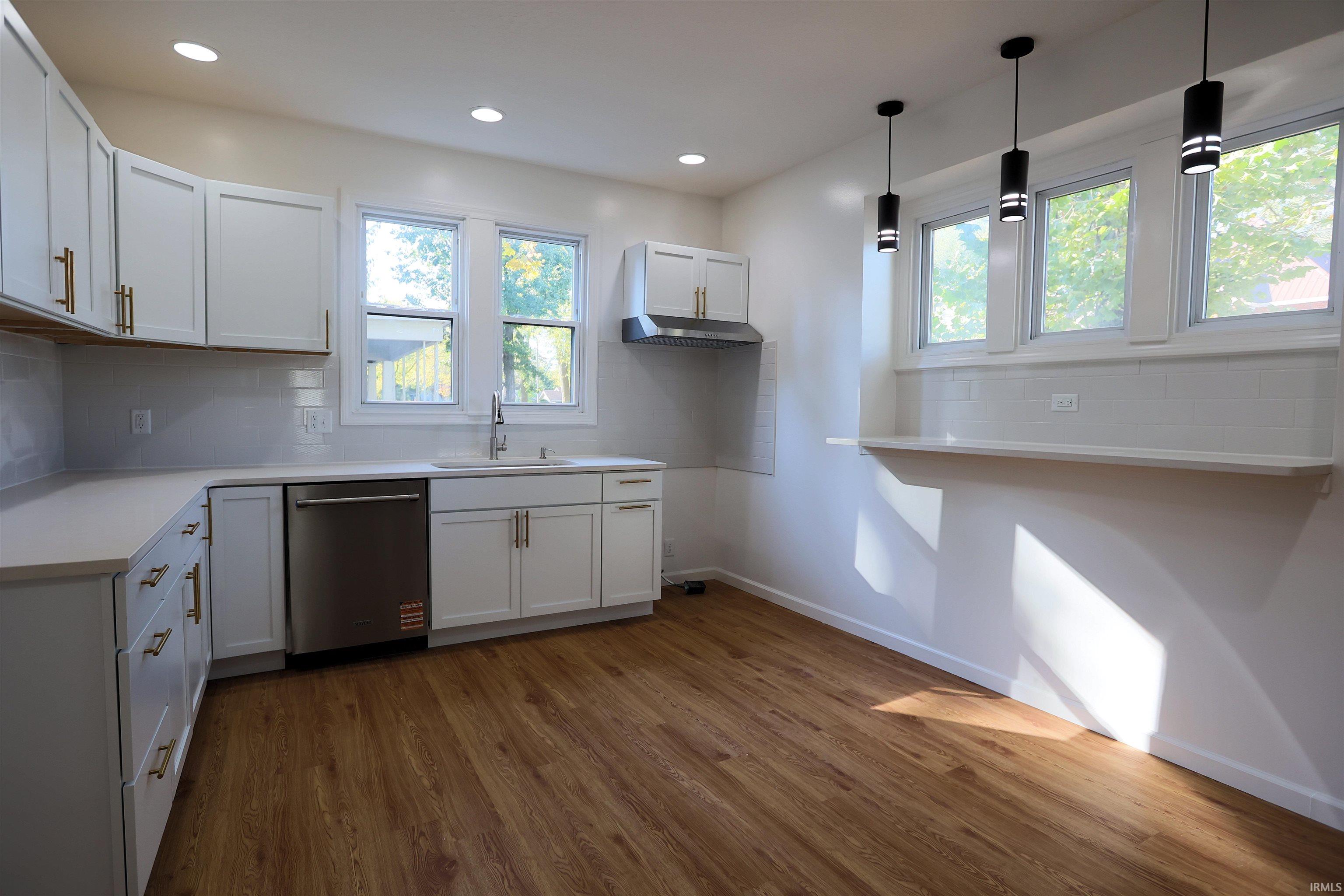 Photo 9 of 2102 Webster Street