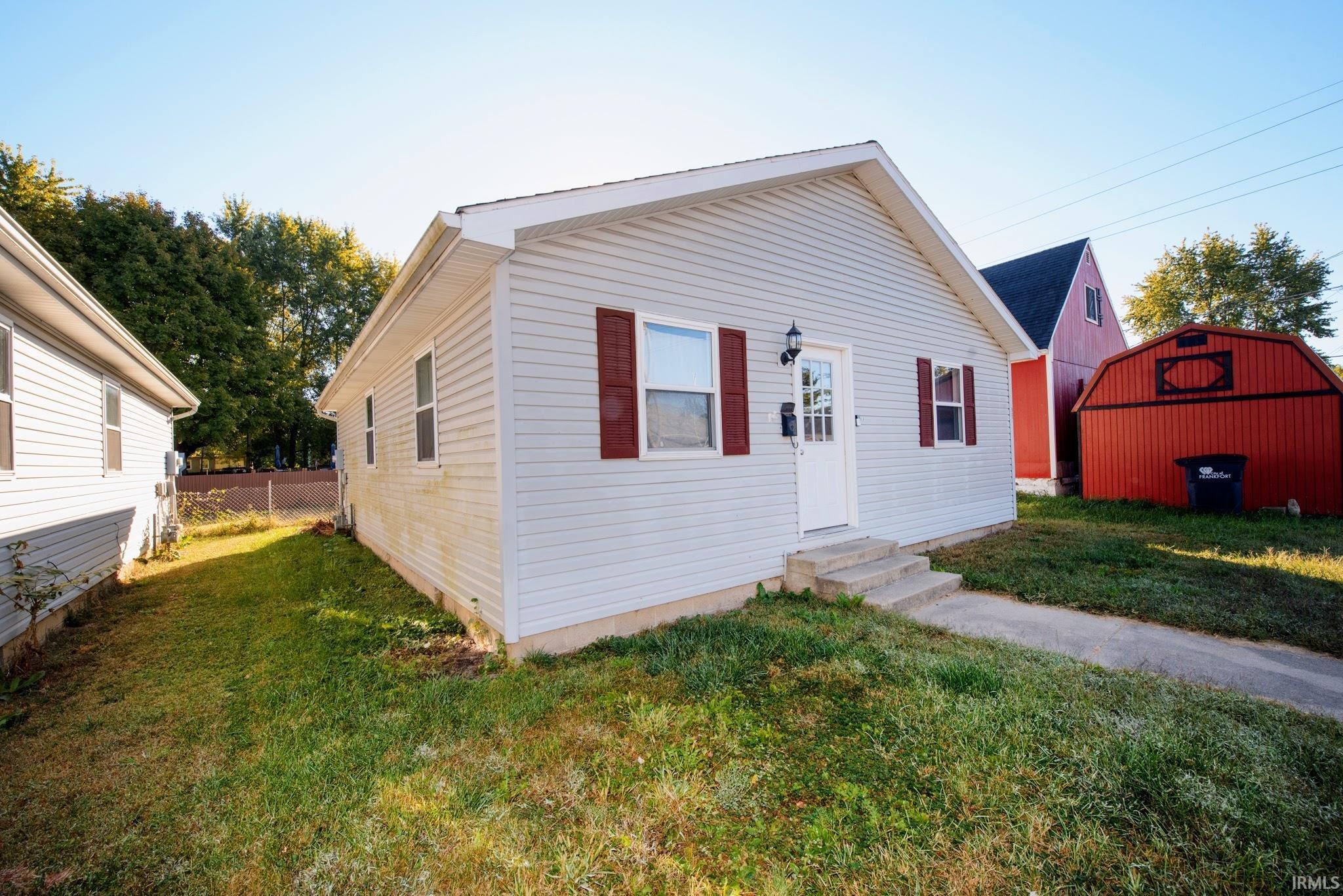 Homes for sale in Frankfort, IN | 907 Rowe St, Frankfort, IN 46041 | MLS# 202541613