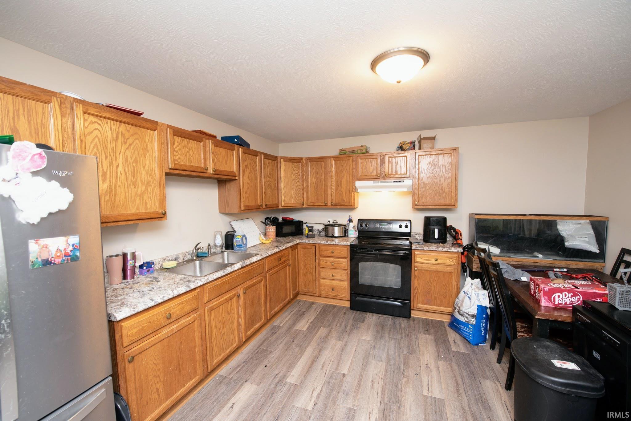 Homes for sale in Frankfort, IN | 907 Rowe St, Frankfort, IN 46041 | MLS# 202541613