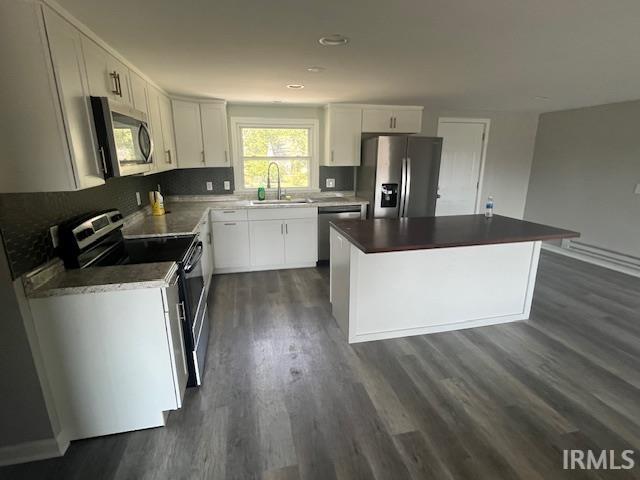 Photo 4 of 1532 W Dupont Road