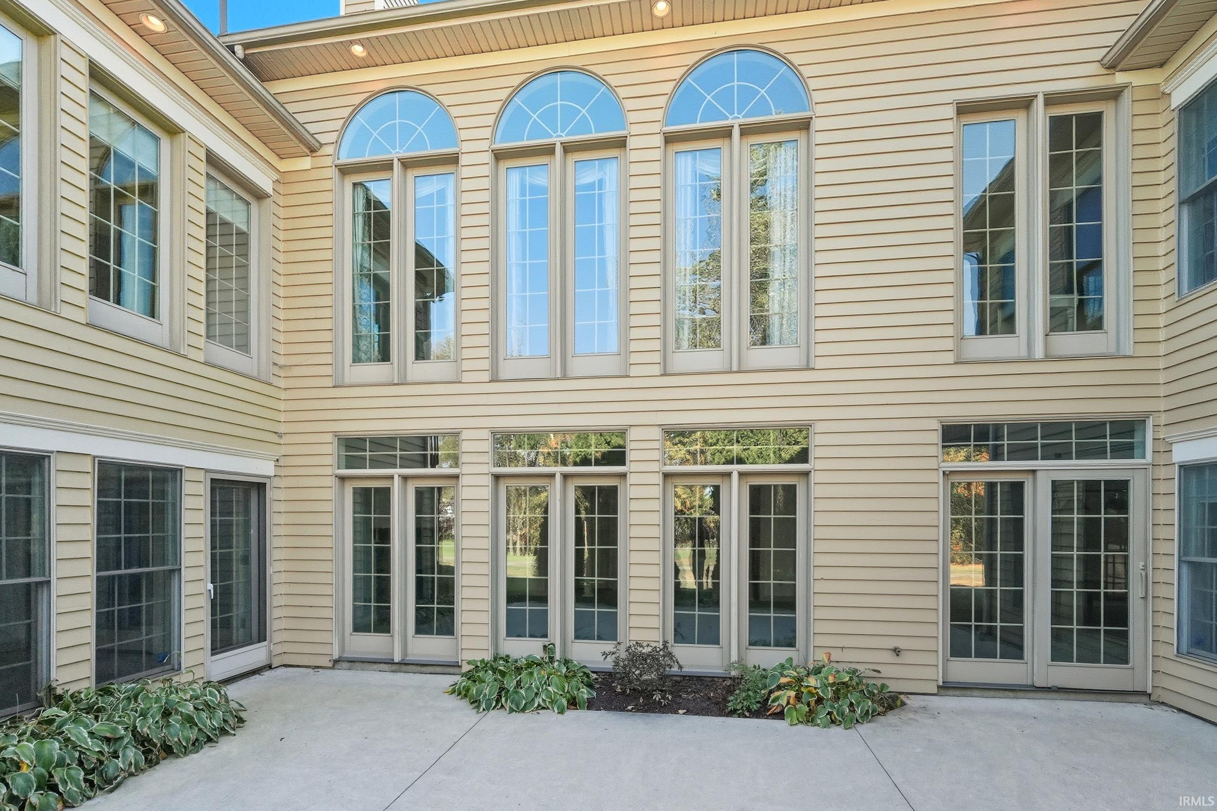 Photo 33 of 11136 Creekwood Court