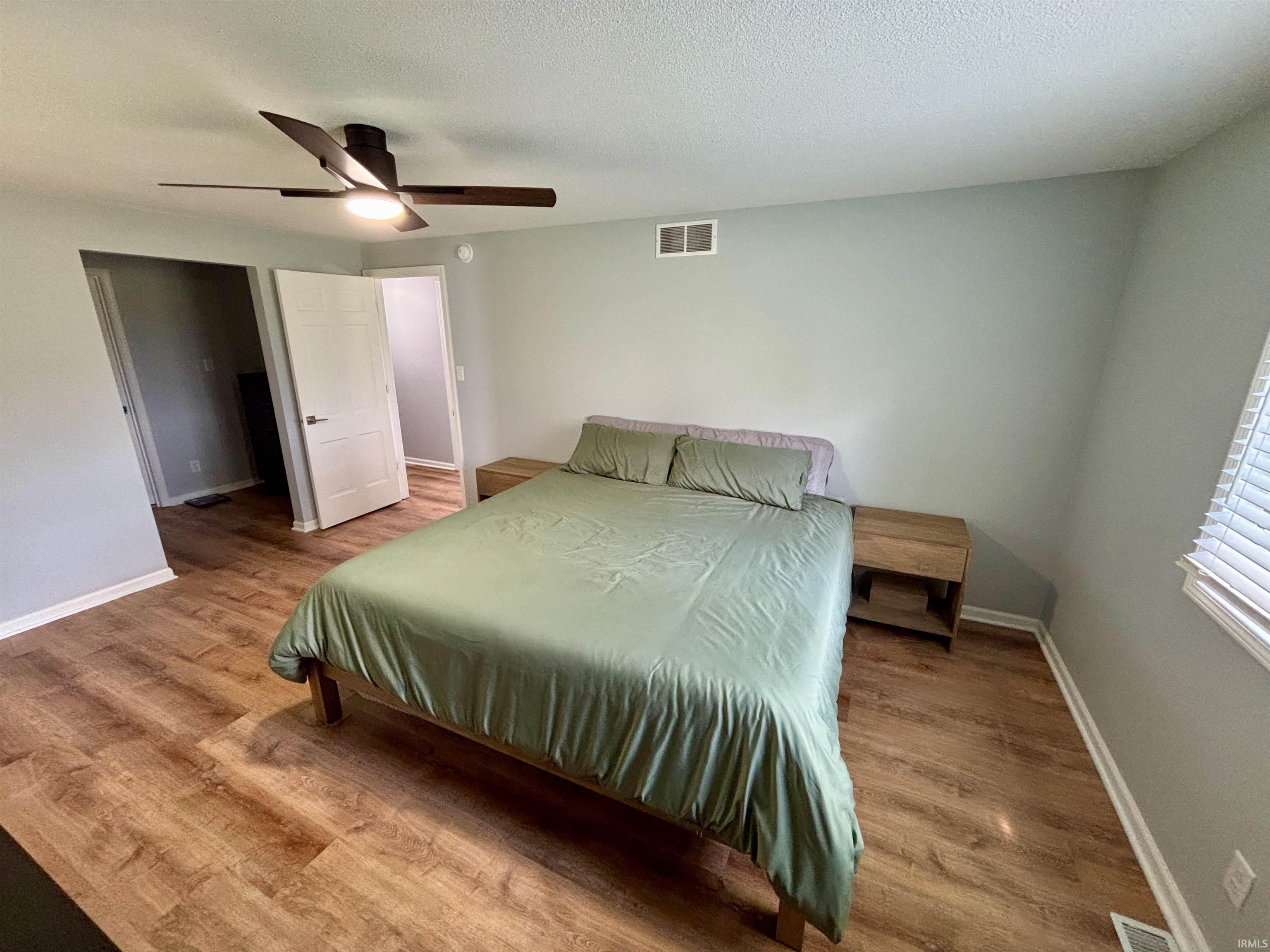 Photo 10 of 5570 E 500 S