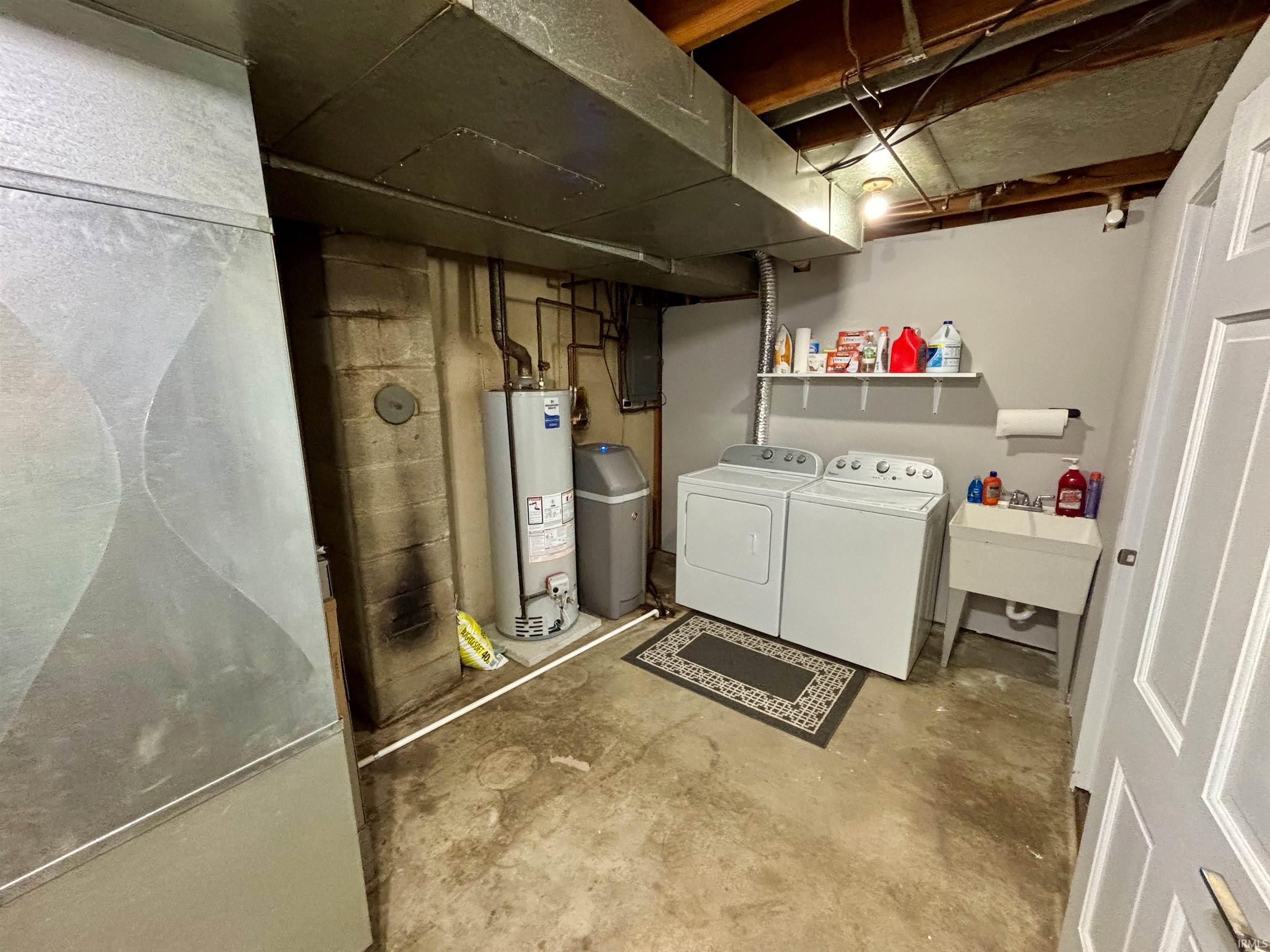 Photo 20 of 5570 E 500 S