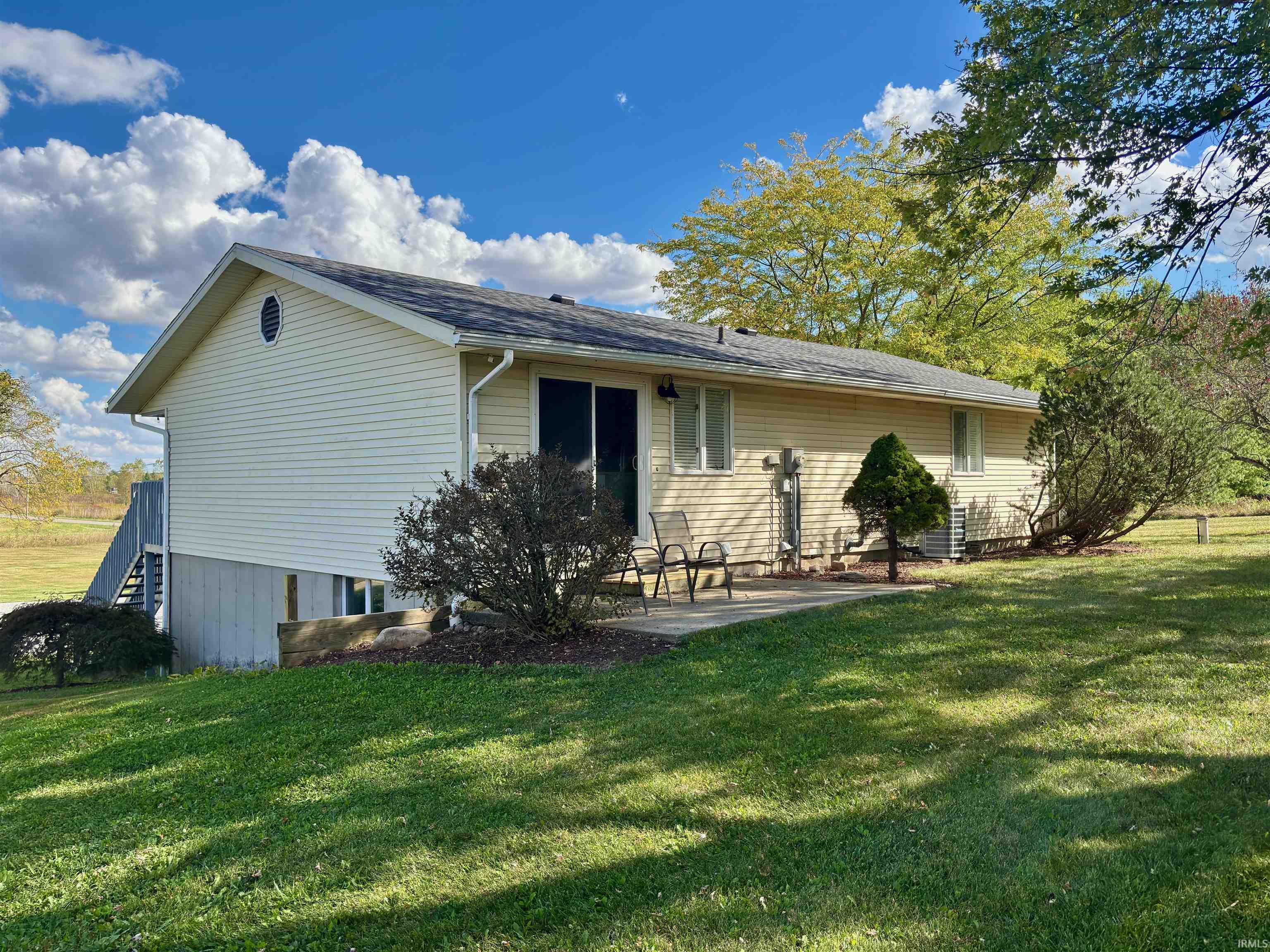 Photo 25 of 5570 E 500 S