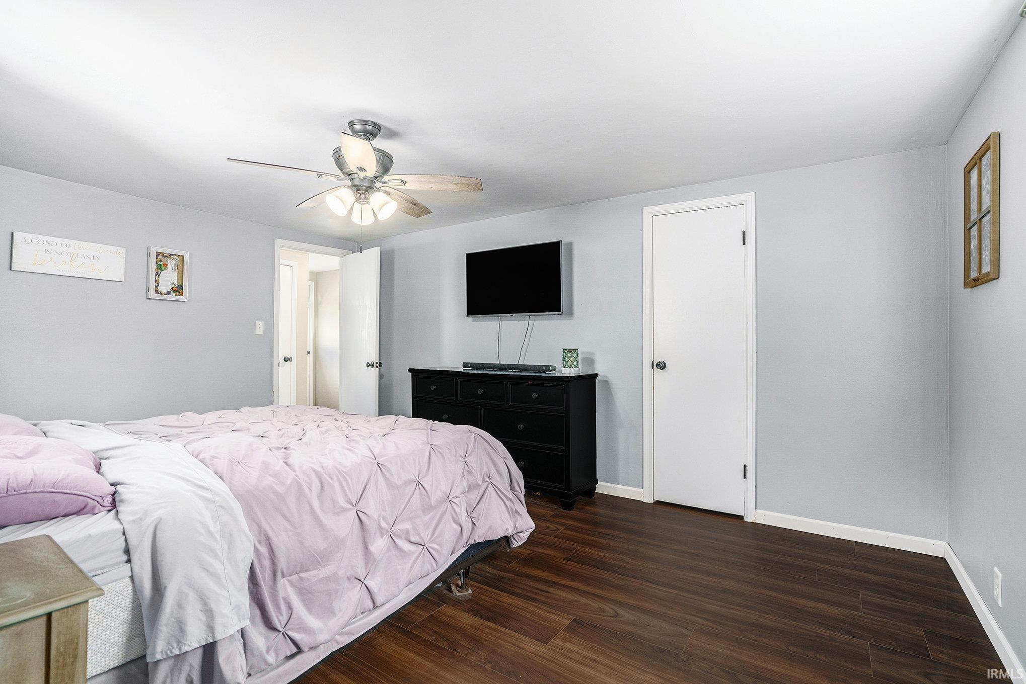 Photo 22 of 701 N Elm Street