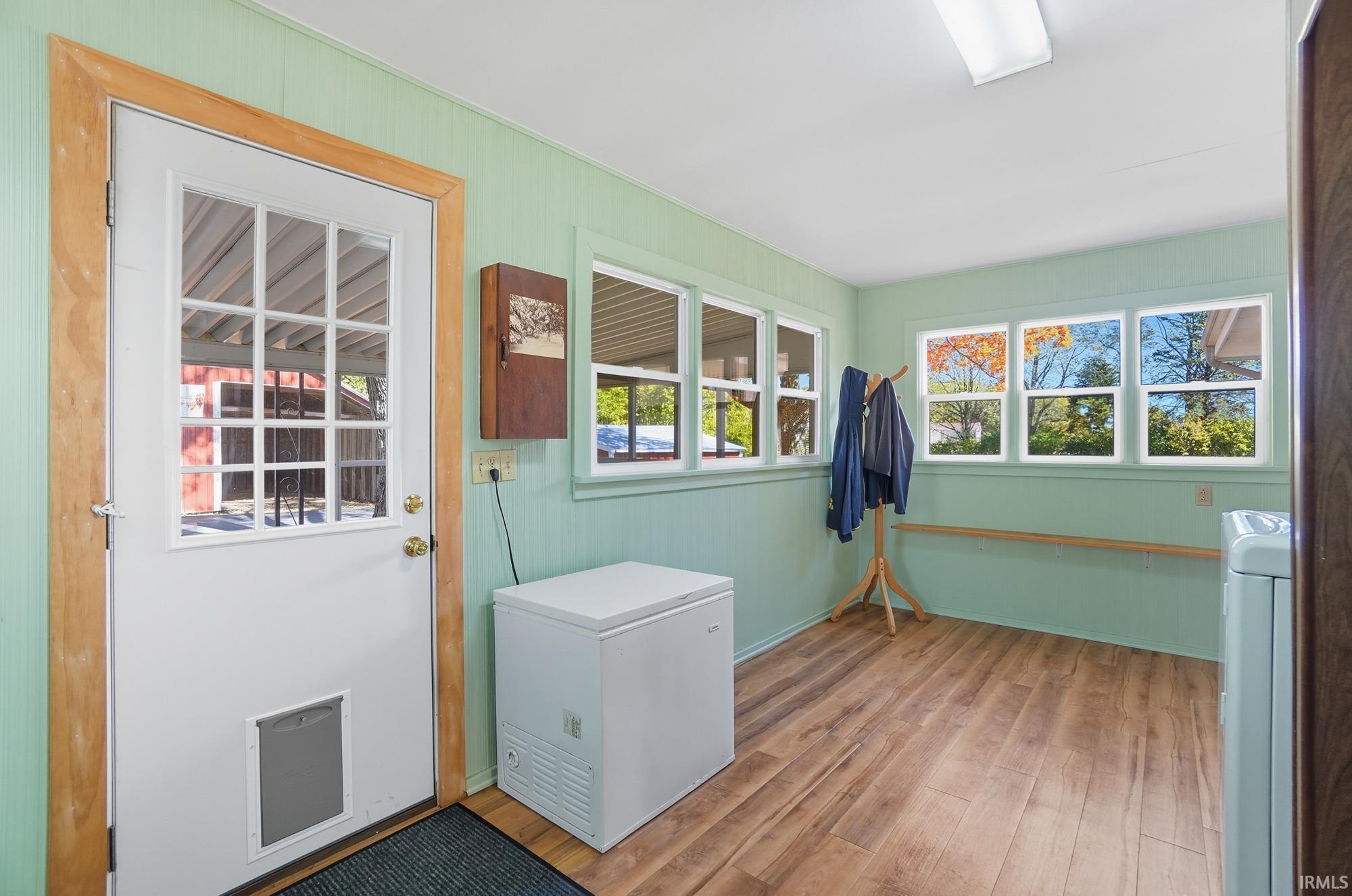 Photo 5 of 4404 W SR 14 Highway