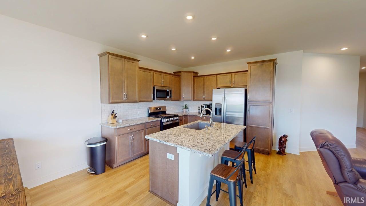 Homes for sale in Huntingburg, IN | 1403 N Hunters Crossing Cir, Huntingburg, IN 47542 | MLS# 202541708