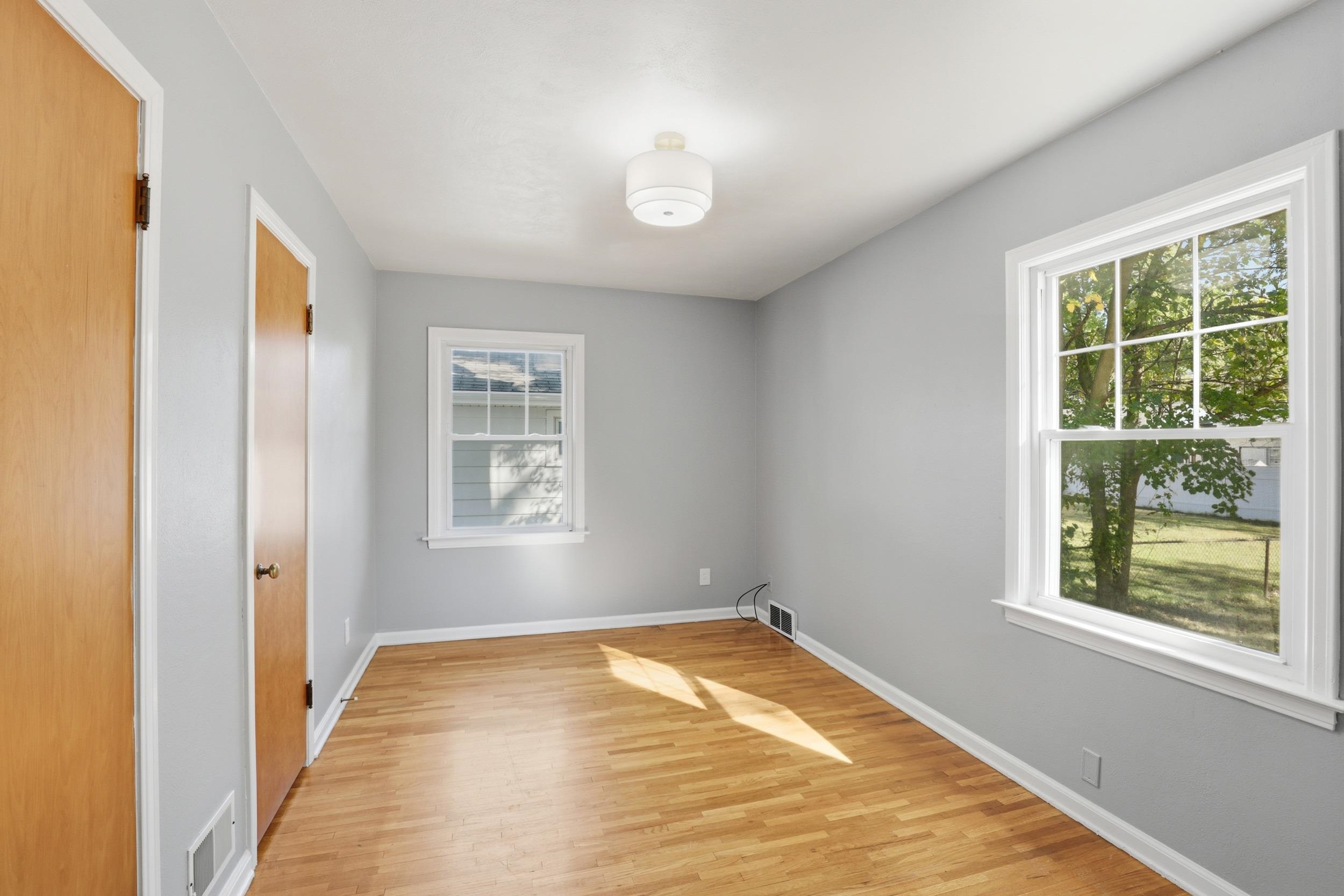 Photo 11 of 3440 ROLSTON Street