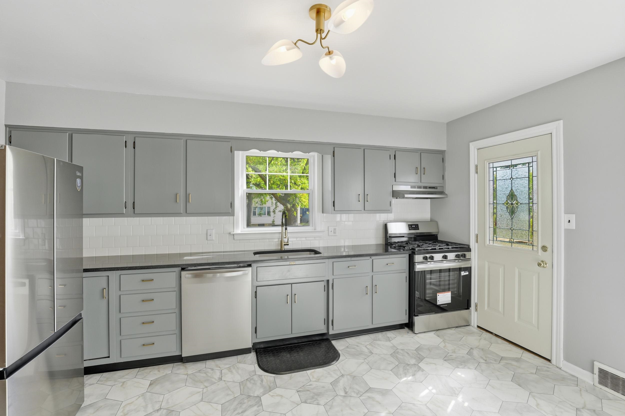 Complete Kitchen Remodel!