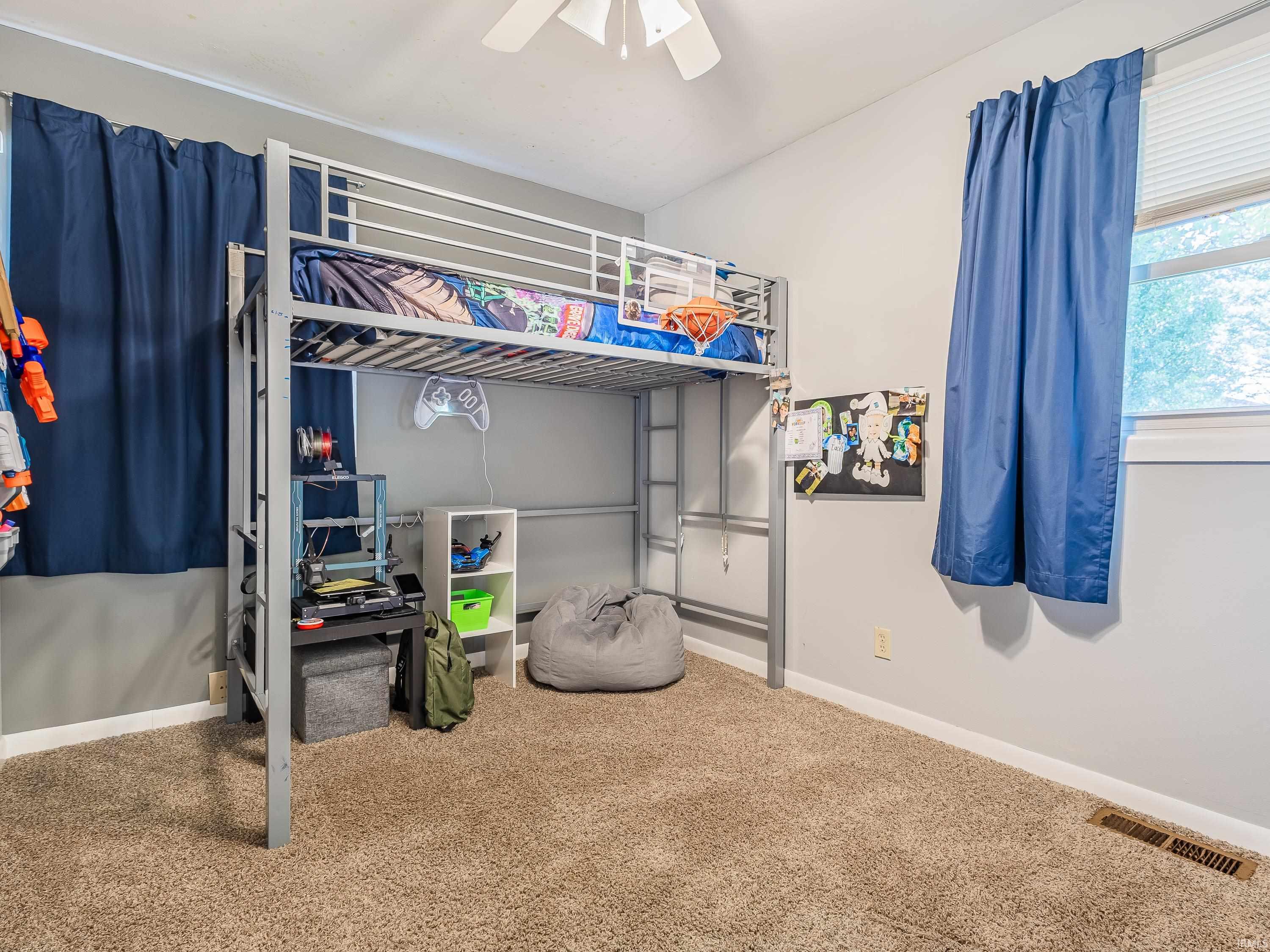 Photo 15 of 801 N Maxine Drive