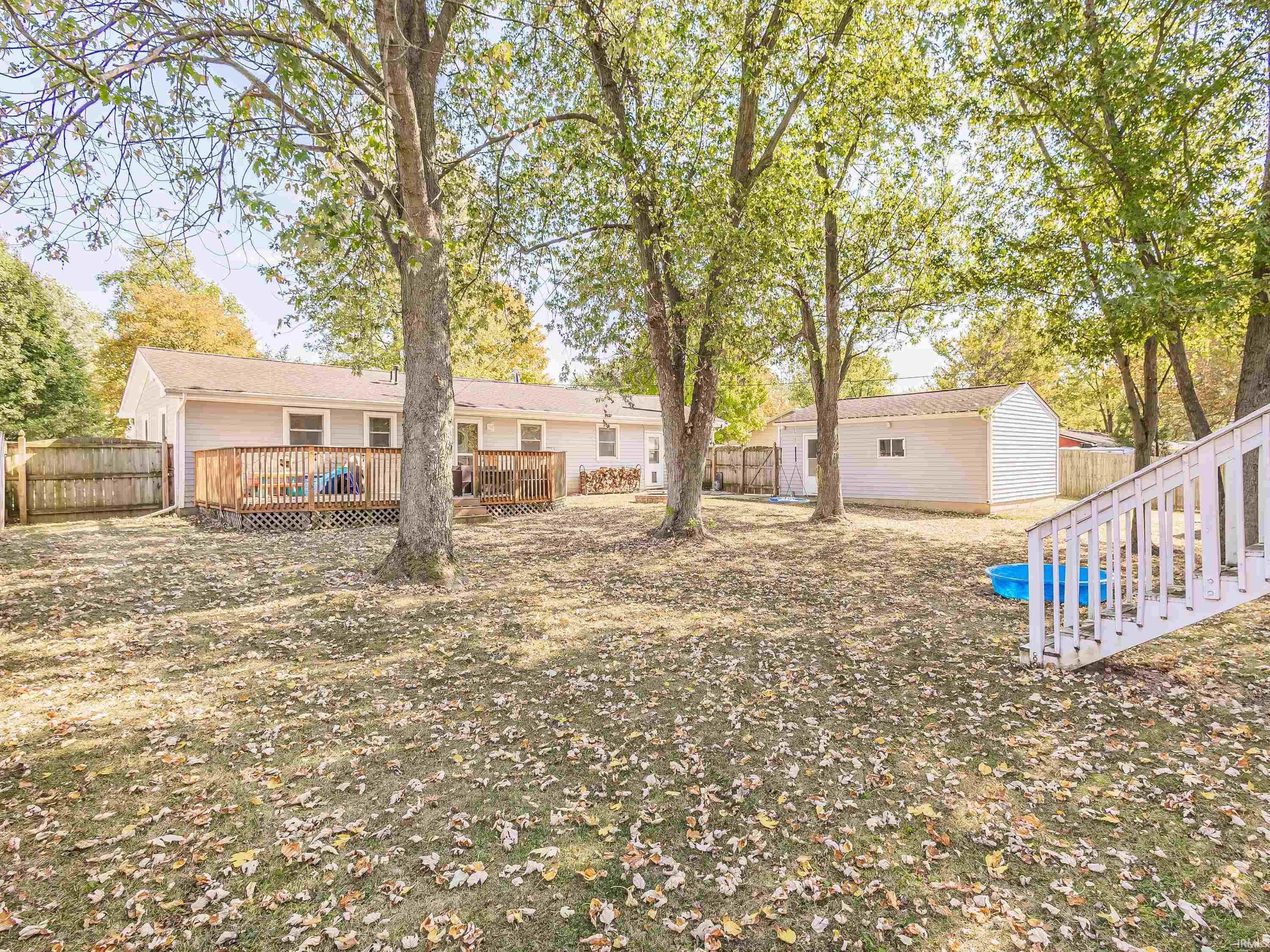 Photo 18 of 801 N Maxine Drive