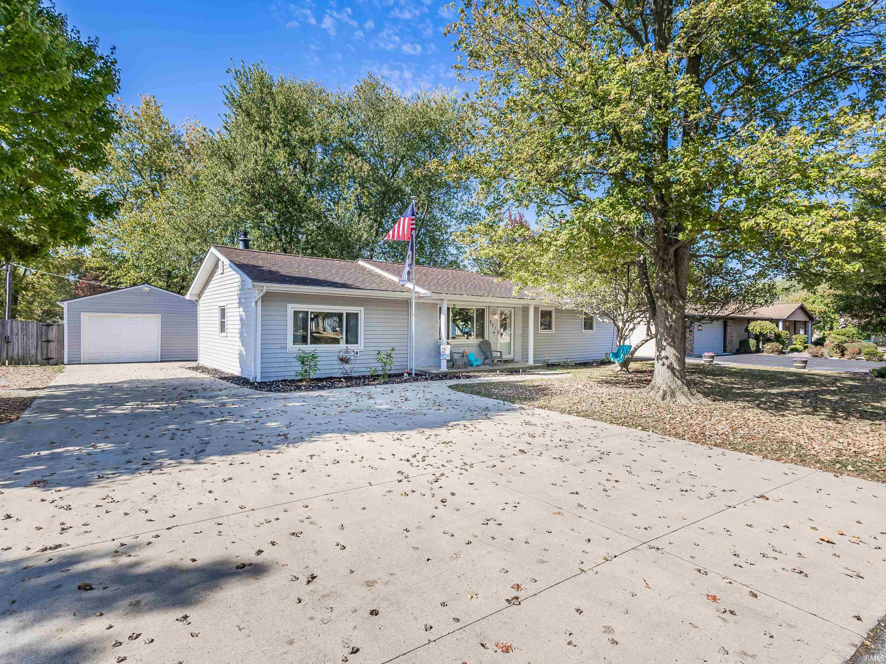 Homes for sale in Ossian, IN | 801 N Maxine Dr, Ossian, IN 46777 | MLS# 202541740