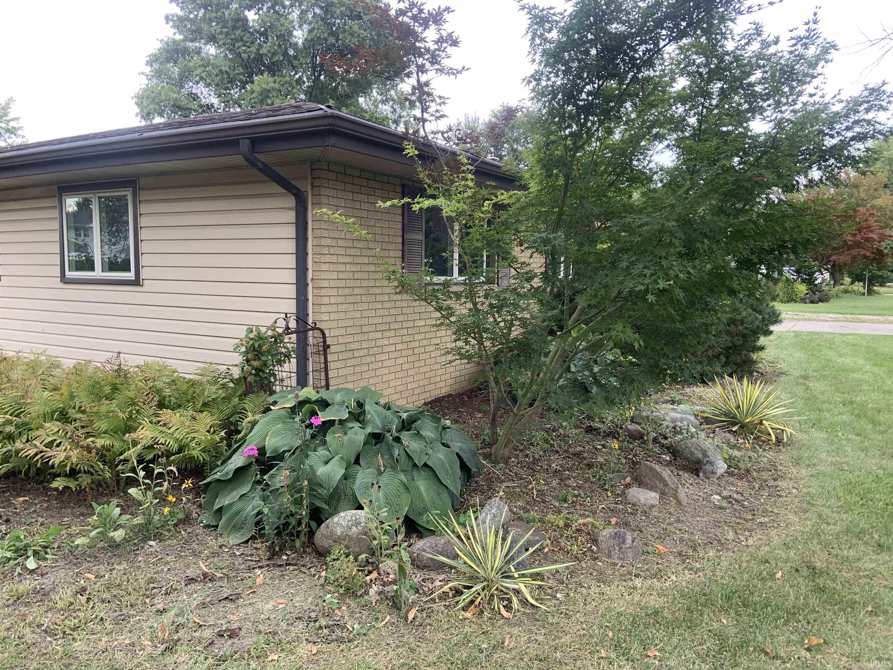 Homes for sale in New Haven, IN | 719 Moeller Rd, New Haven, IN 46774 | MLS# 202541741