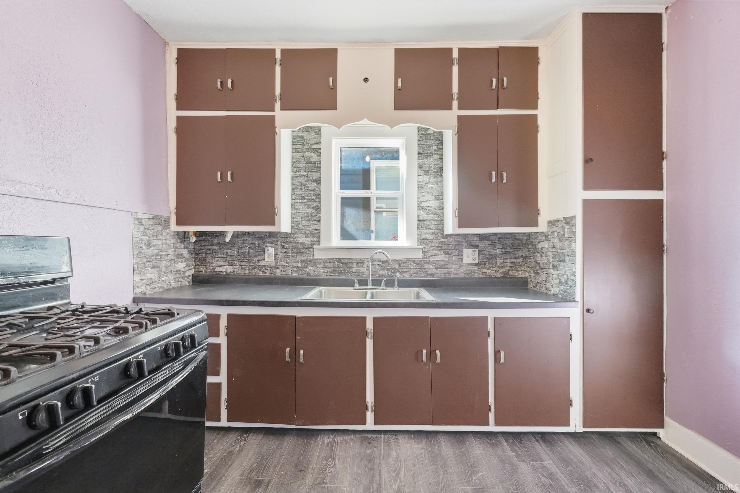 Photo 4 of 4403 Warsaw Street