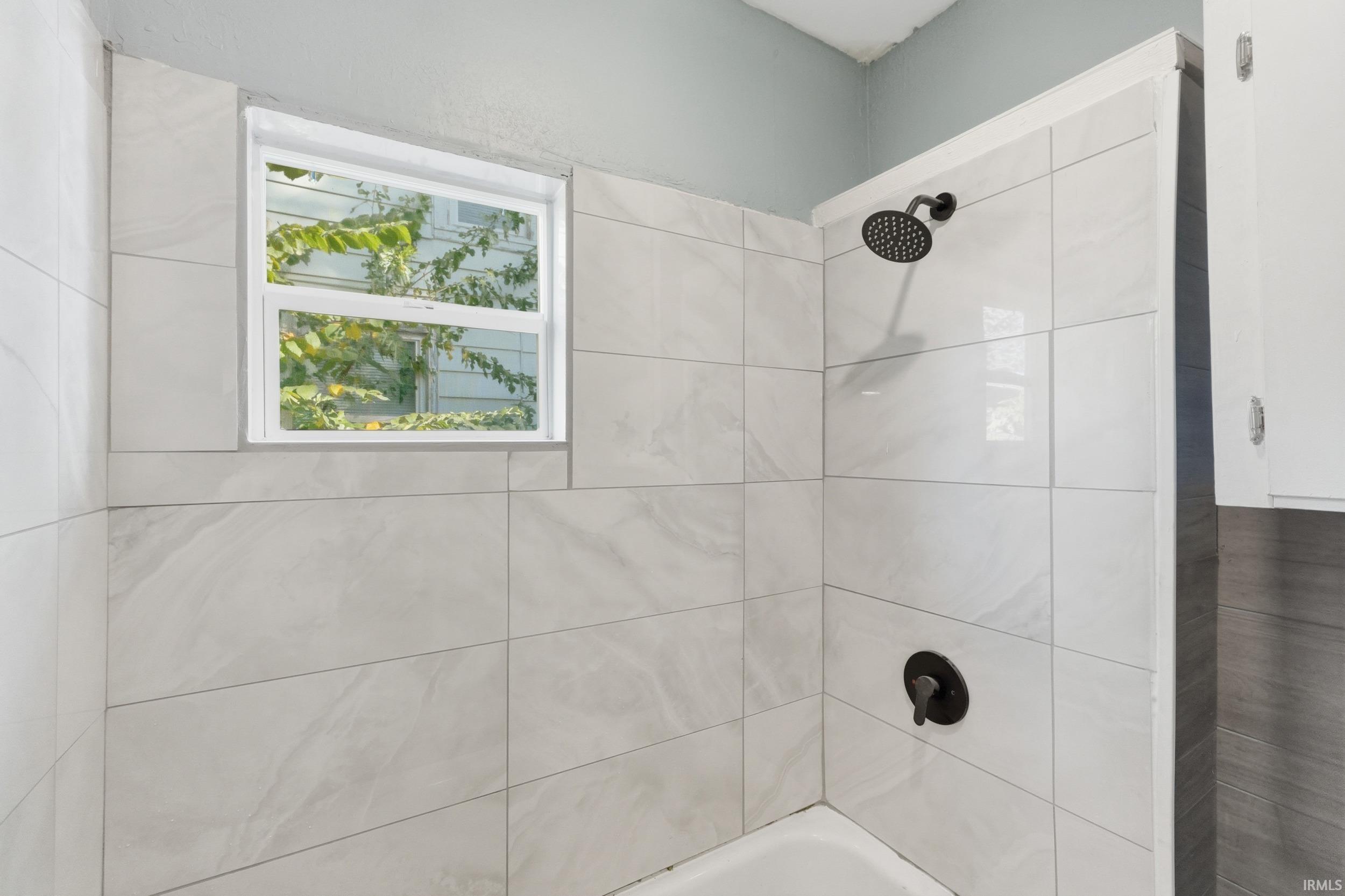 Photo 9 of 4403 Warsaw Street