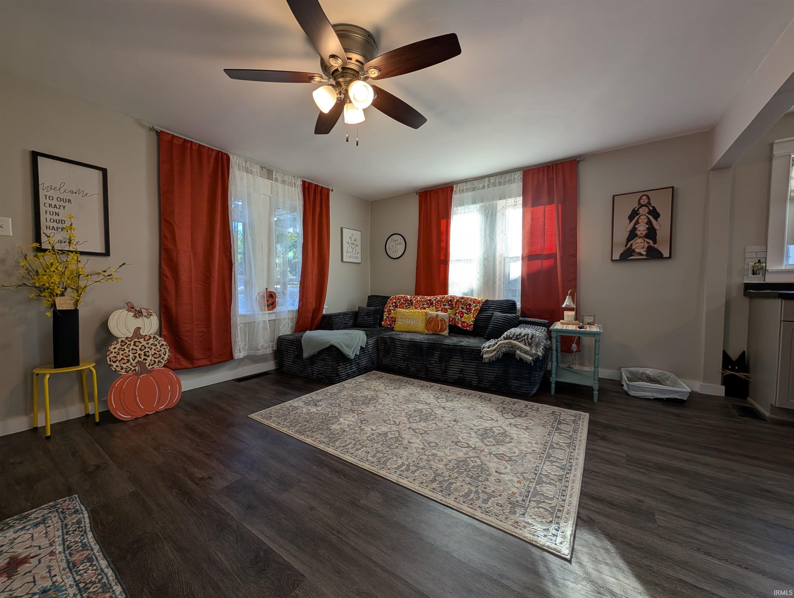 Homes for sale in Vincennes, IN | 1317 Weed Ln, Vincennes, IN 47591 | MLS# 202541844