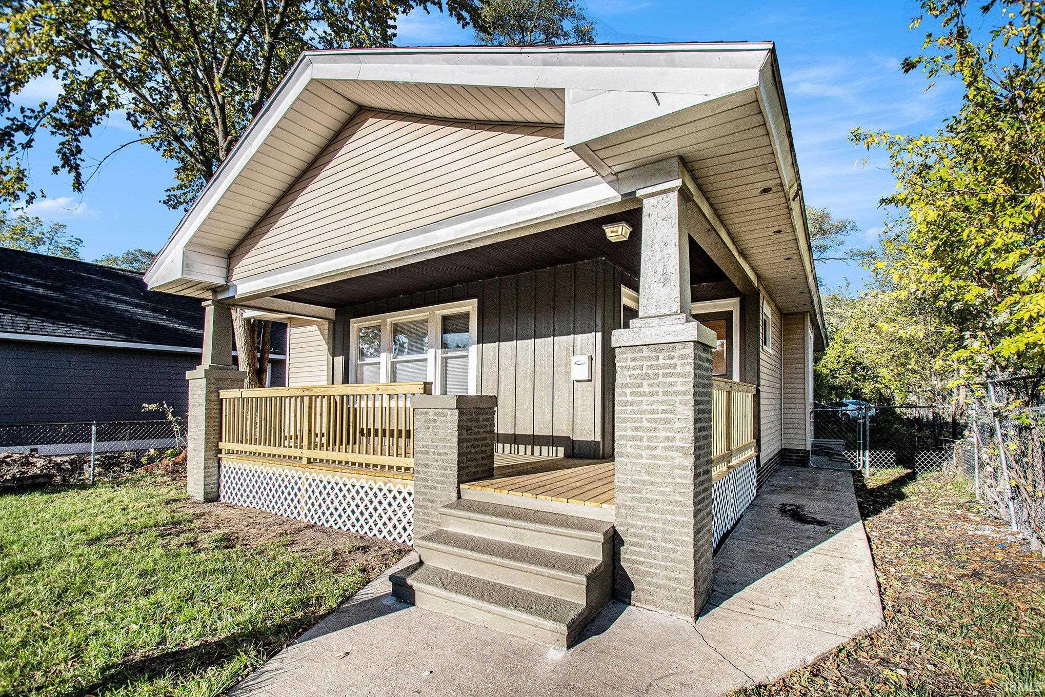 Homes for sale in South Bend, IN | 611 Blaine Ave, South Bend, IN 46616 | MLS# 202541866