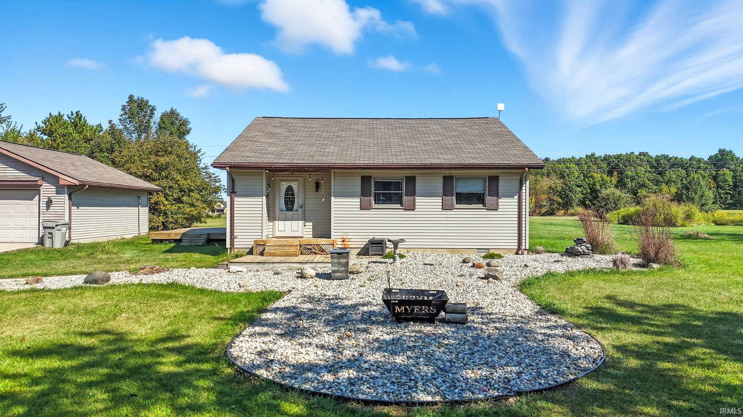 Homes for sale in Columbia City, IN | 745 E 400 S Rd, Columbia City, IN 46725 | MLS# 202541875