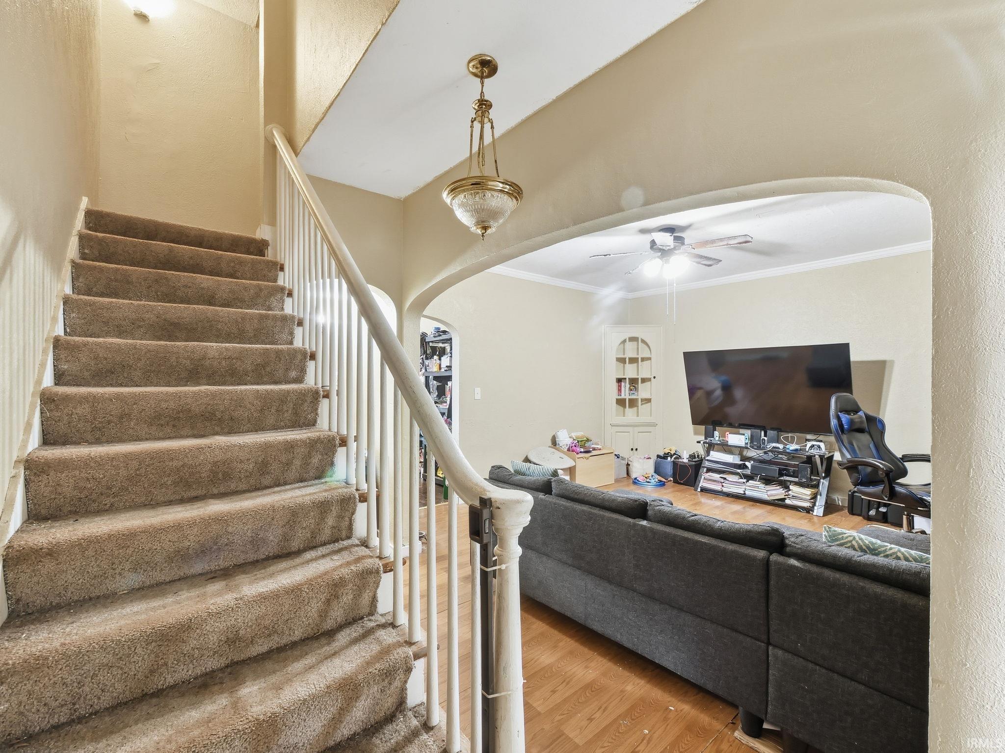 Photo 3 of 1901 Sinclair Street