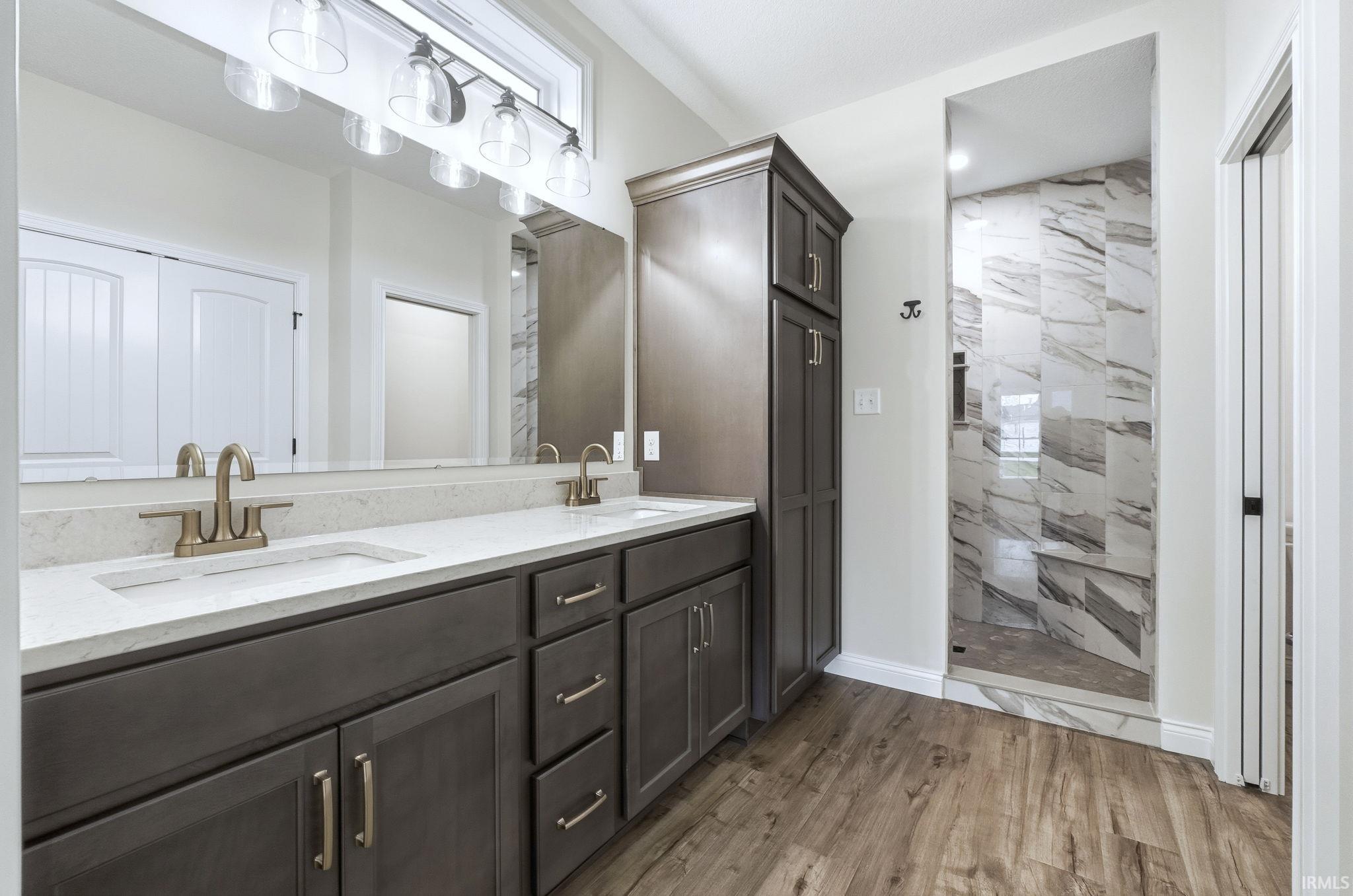 Photo 13 of 2213 Golfview Drive