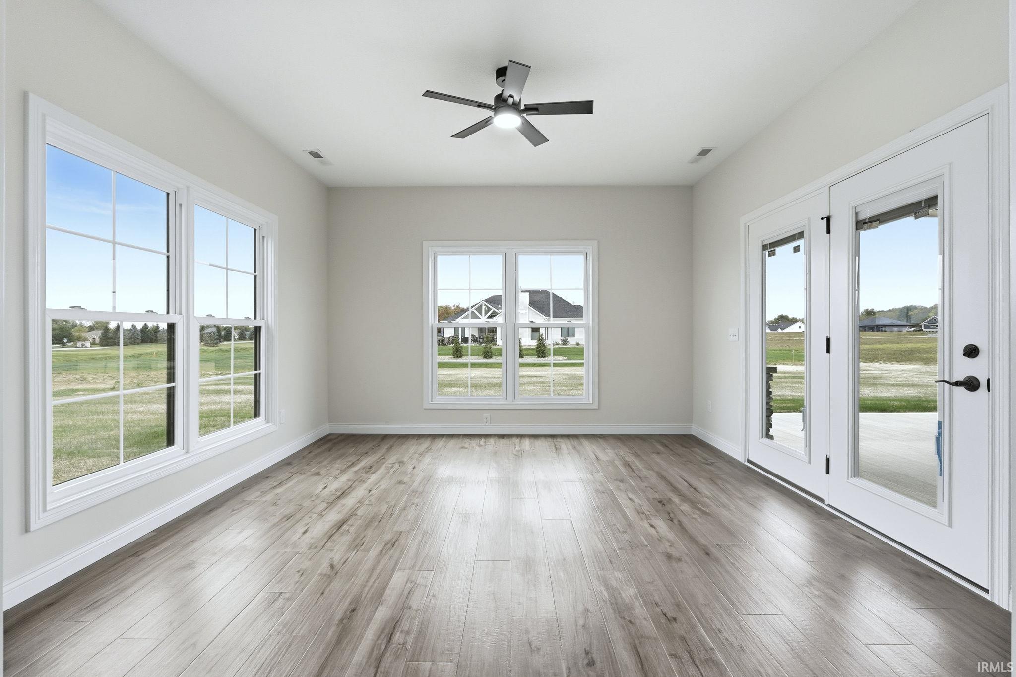 Photo 9 of 2213 Golfview Drive