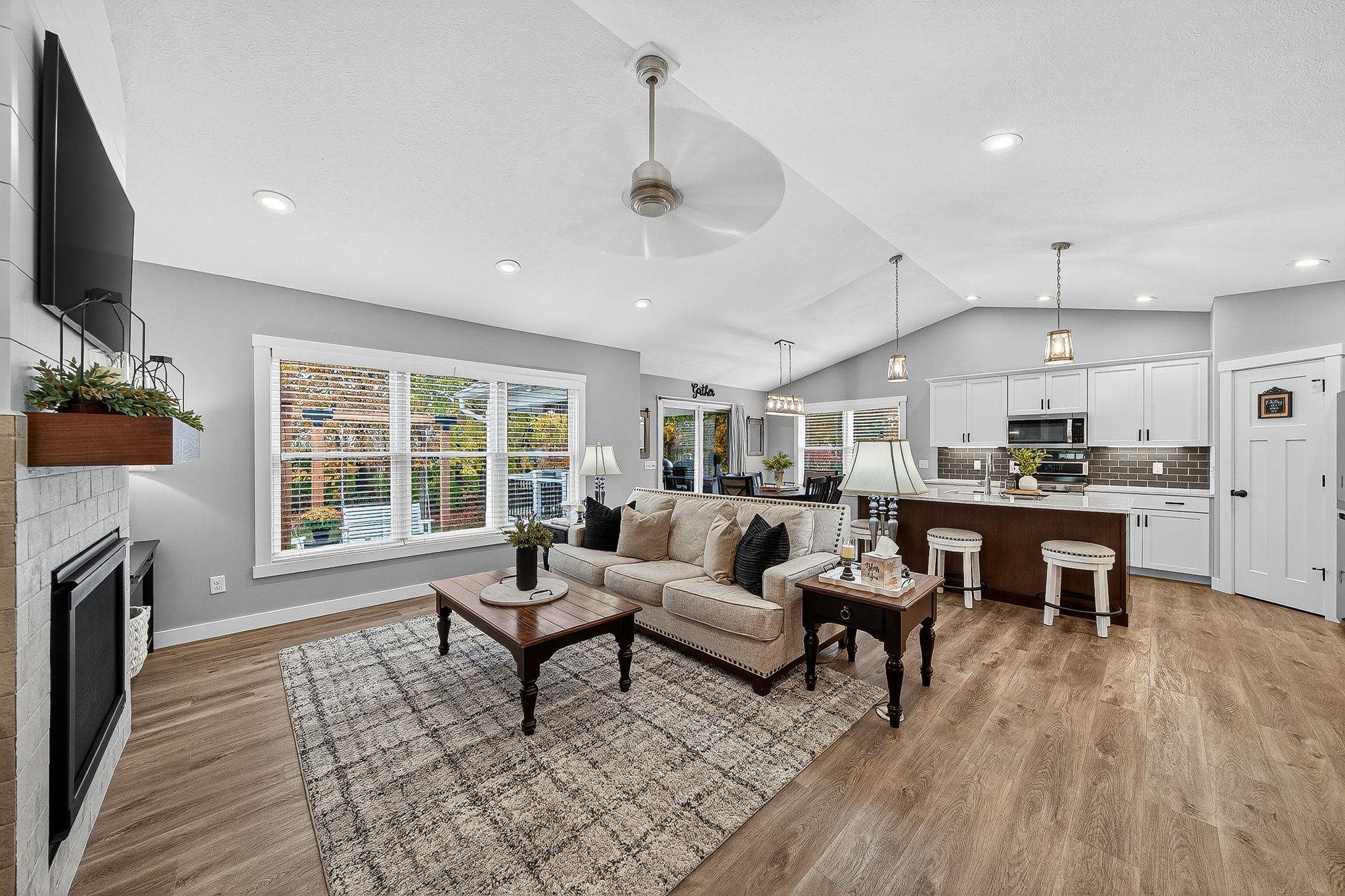 Photo 9 of 2436 E Timberstone Drive