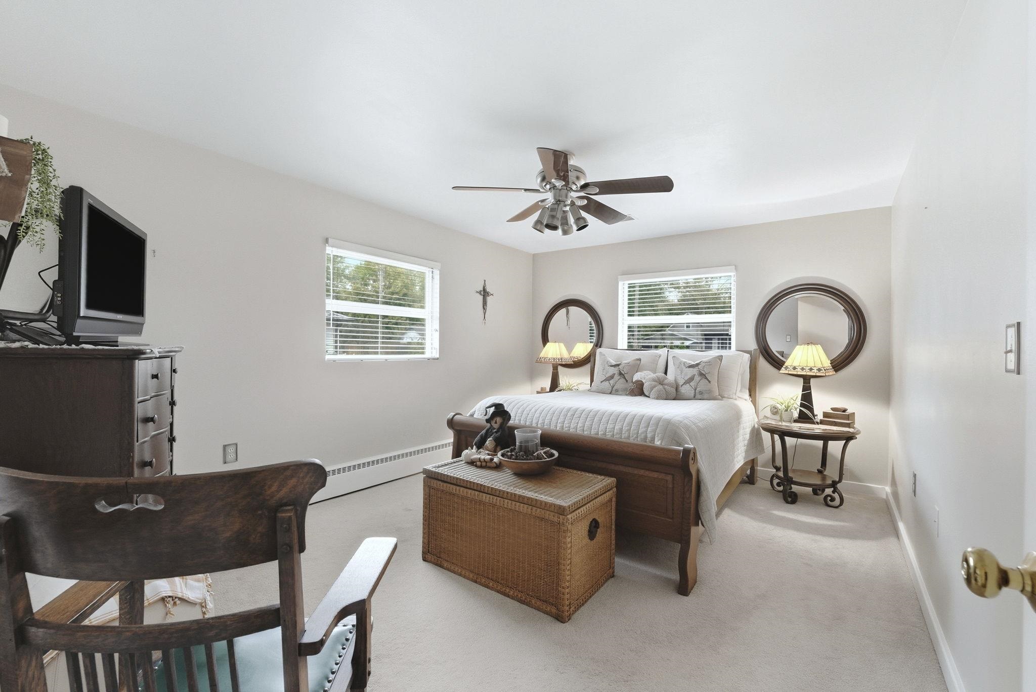 Photo 15 of 104 N Calhoun Street