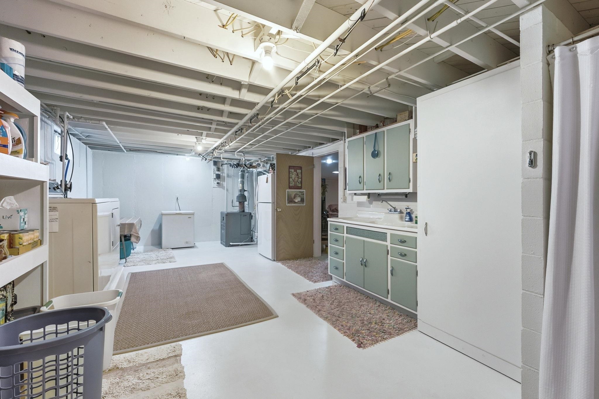 Photo 25 of 104 N Calhoun Street