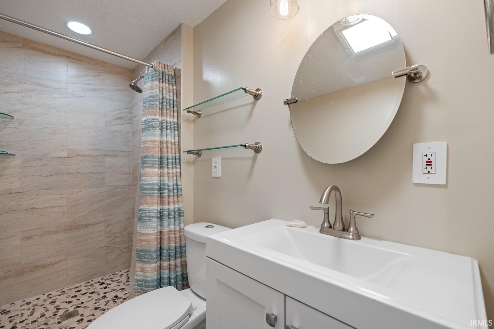 Photo 8 of 8727 S Hill Drive