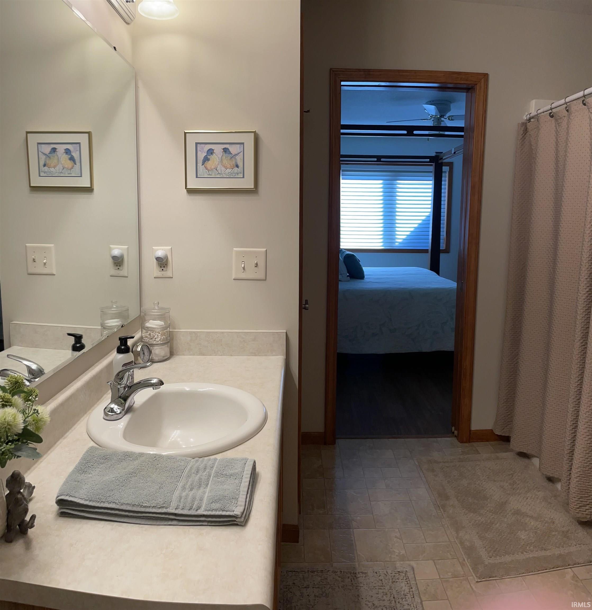 Photo 10 of 230 Broadmore Circle