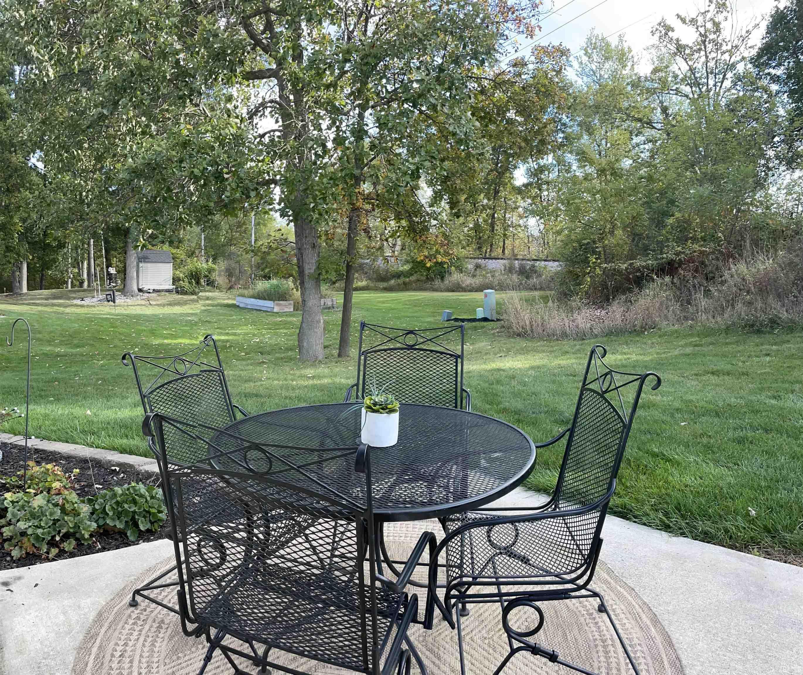 Photo 21 of 230 Broadmore Circle