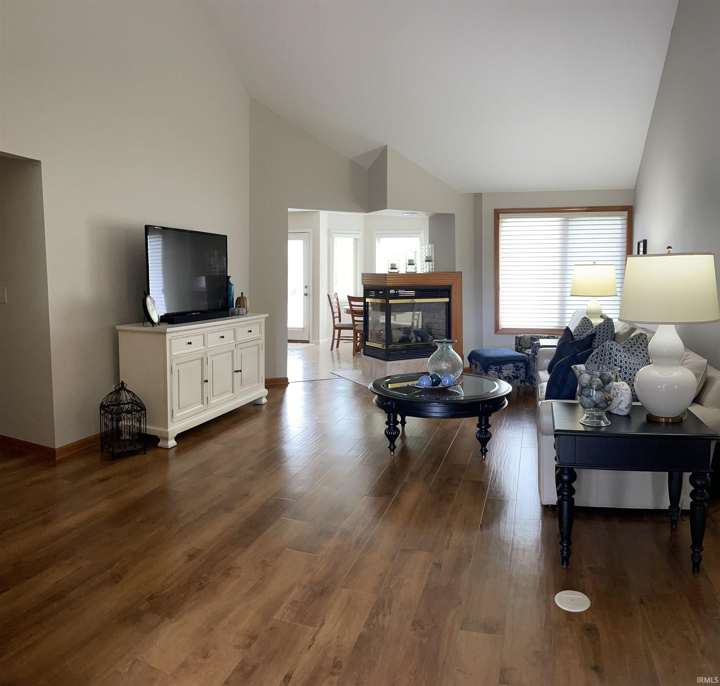 Photo 3 of 230 Broadmore Circle